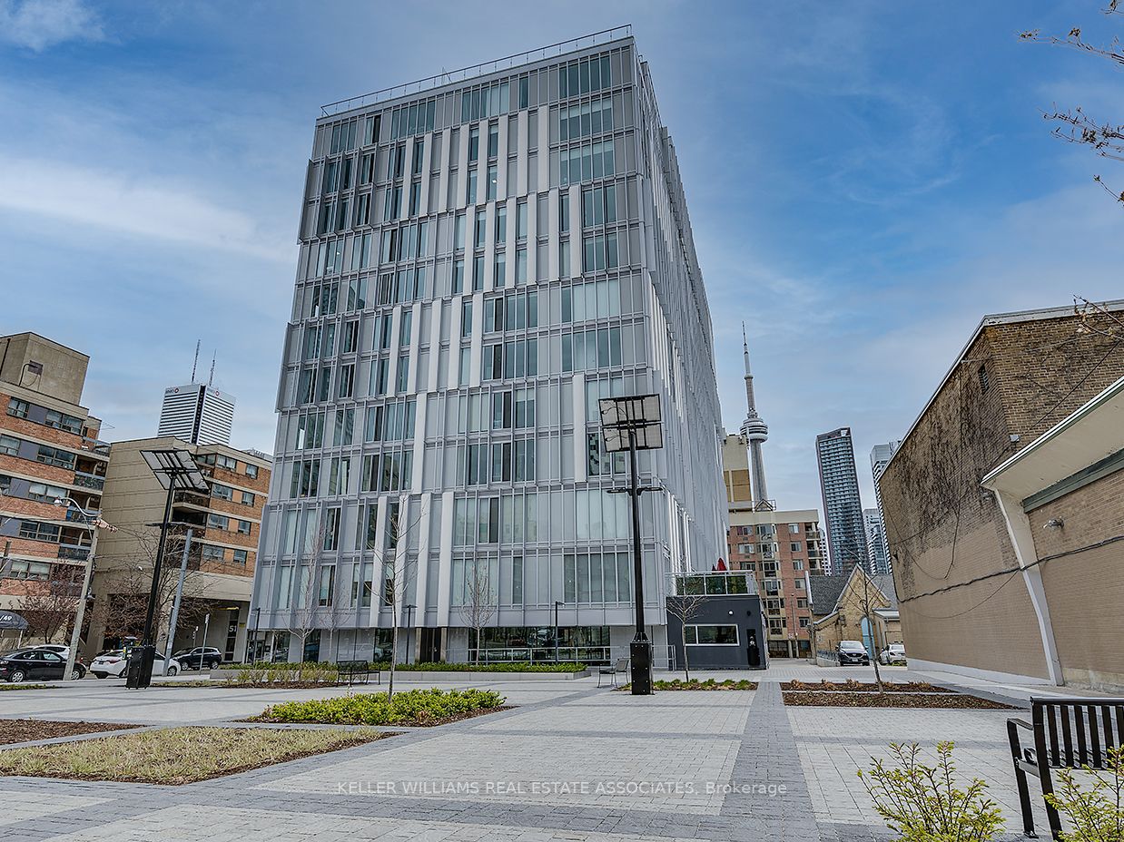 50 Mccaul St, #611