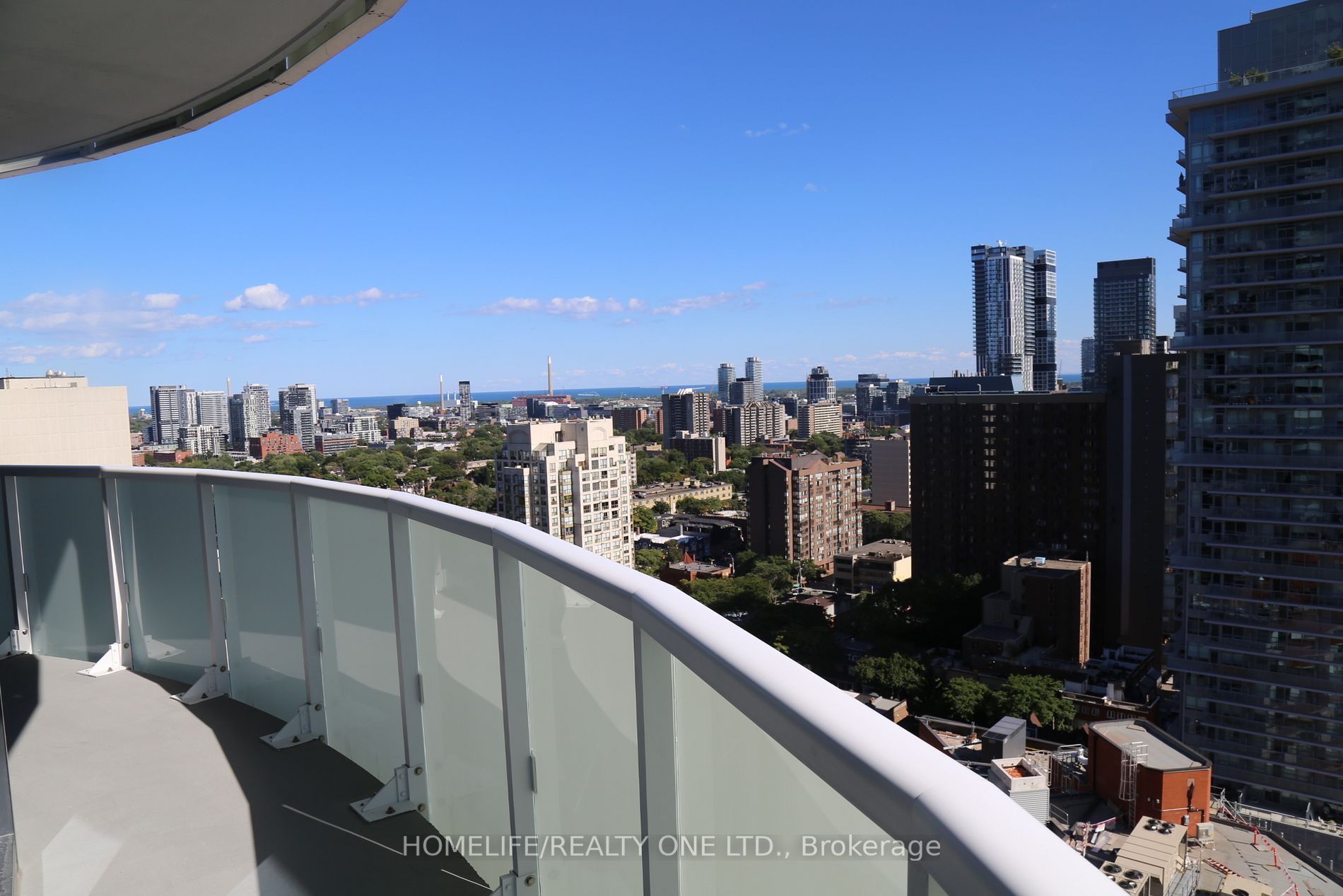 403 Church St, #2102