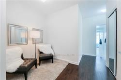 12 York St, #704