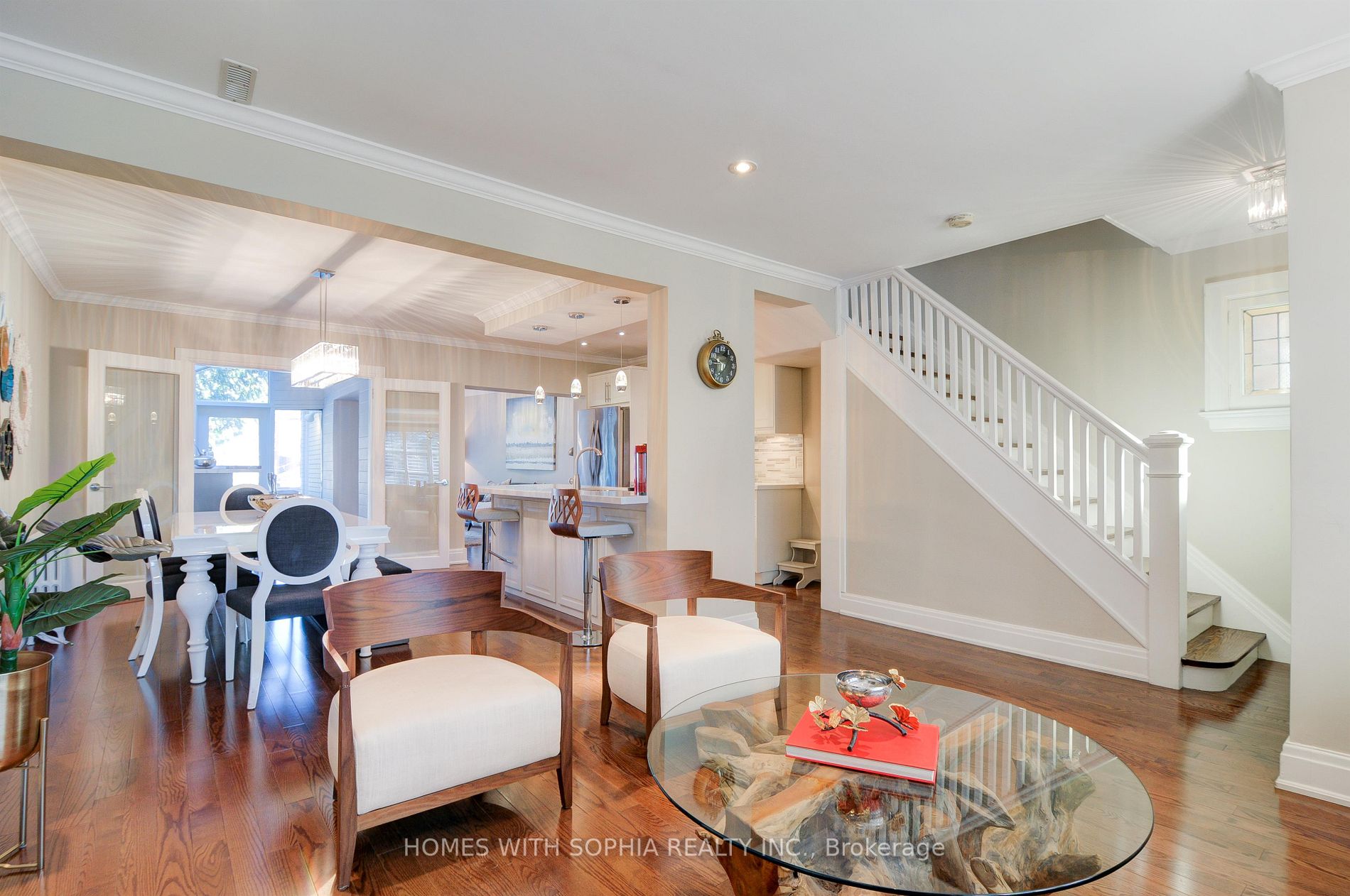 448 St Clements Ave