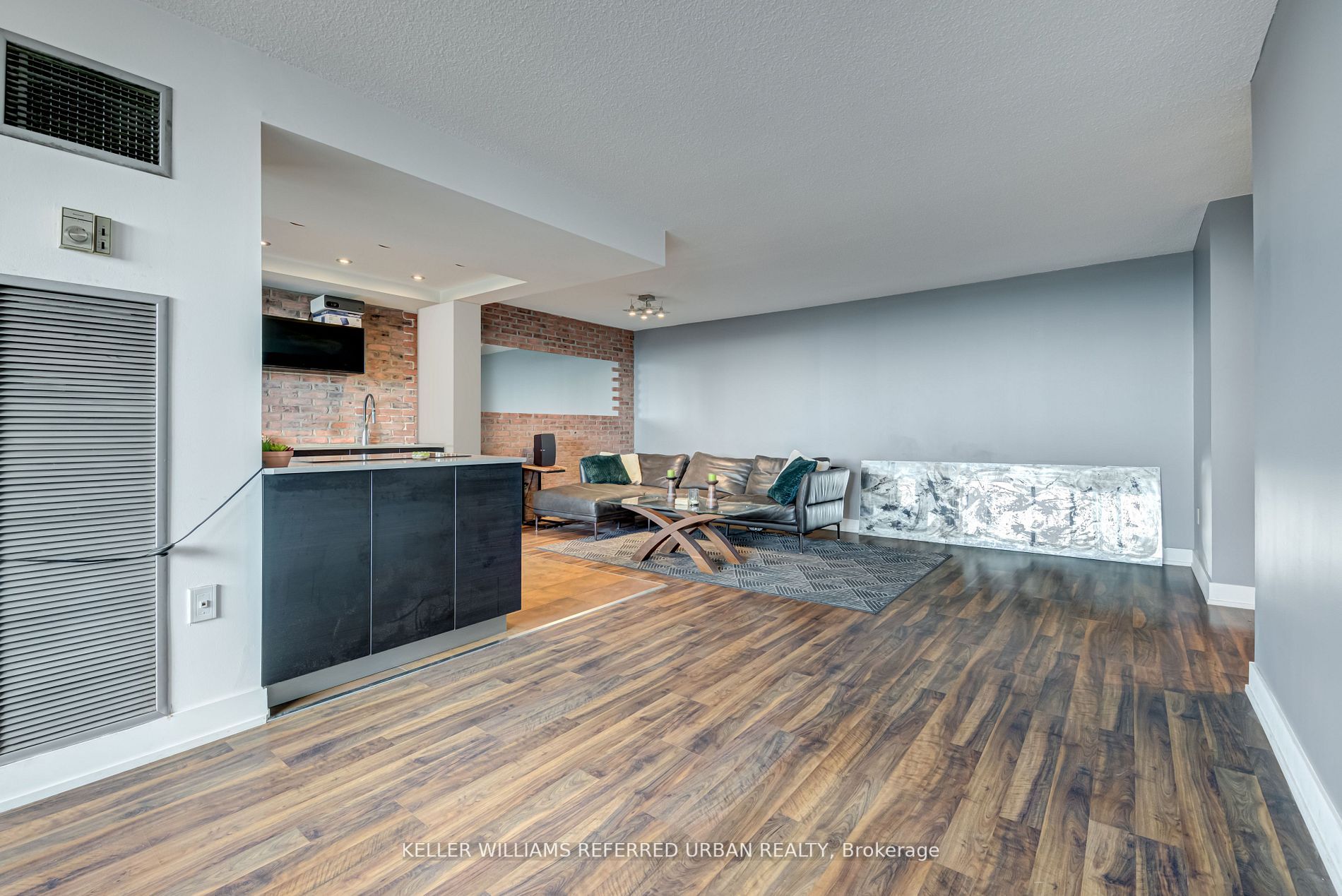 80 Antibes Dr, #2201