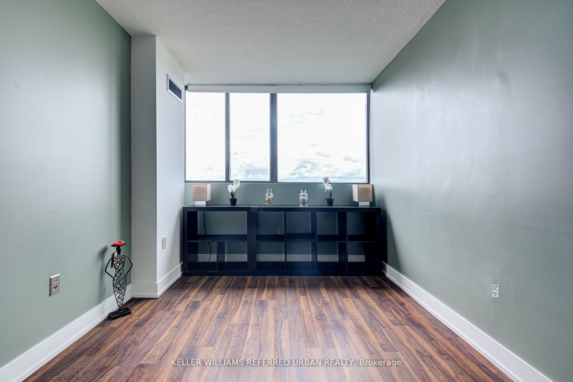 80 Antibes Dr, #2201