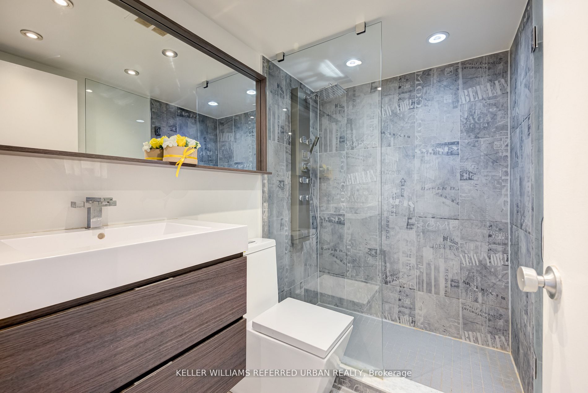 80 Antibes Dr, #2201