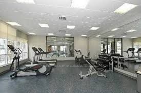 35 Hollywood Ave, #2306