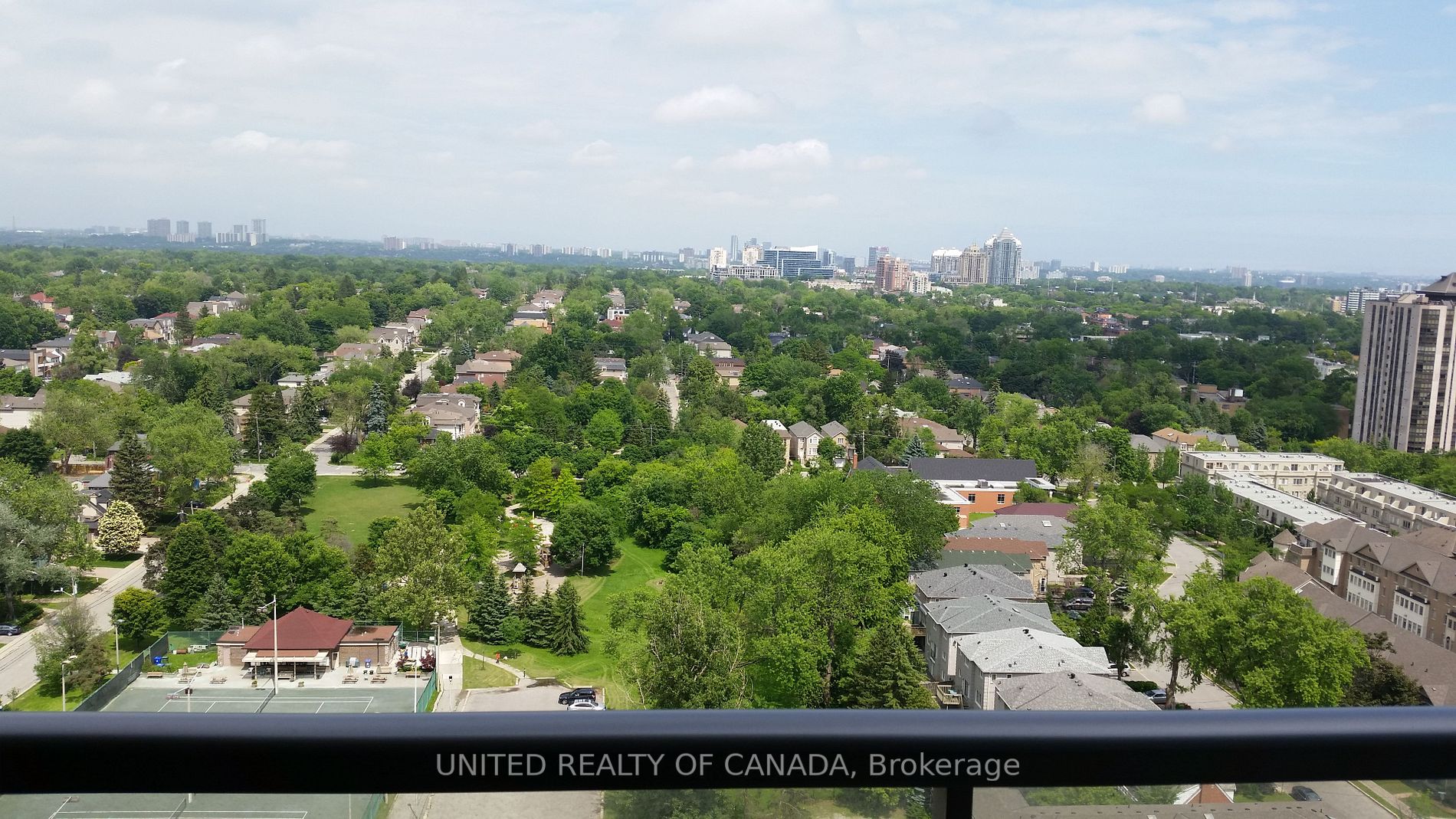 35 Hollywood Ave, #2306