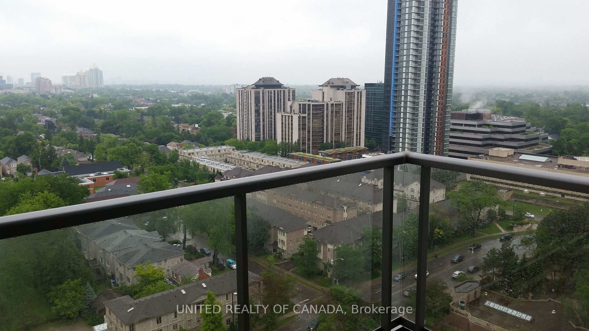 35 Hollywood Ave, #2306