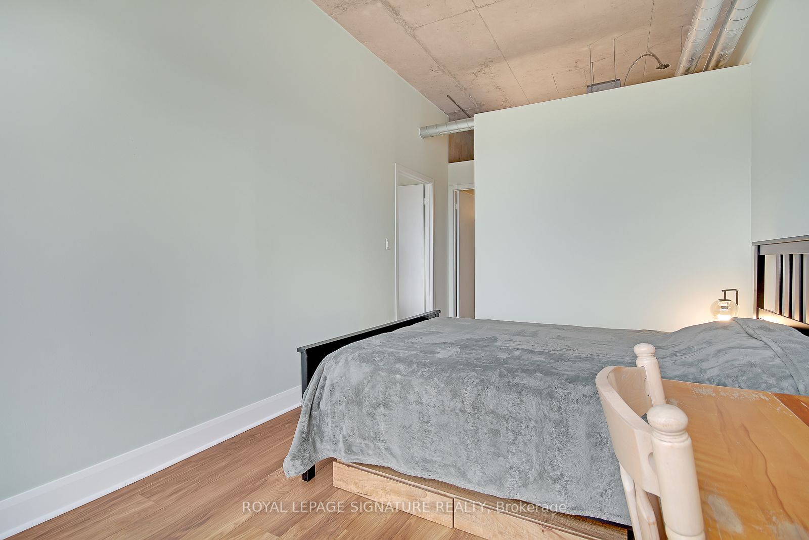 955 Queen St W, #Ph08