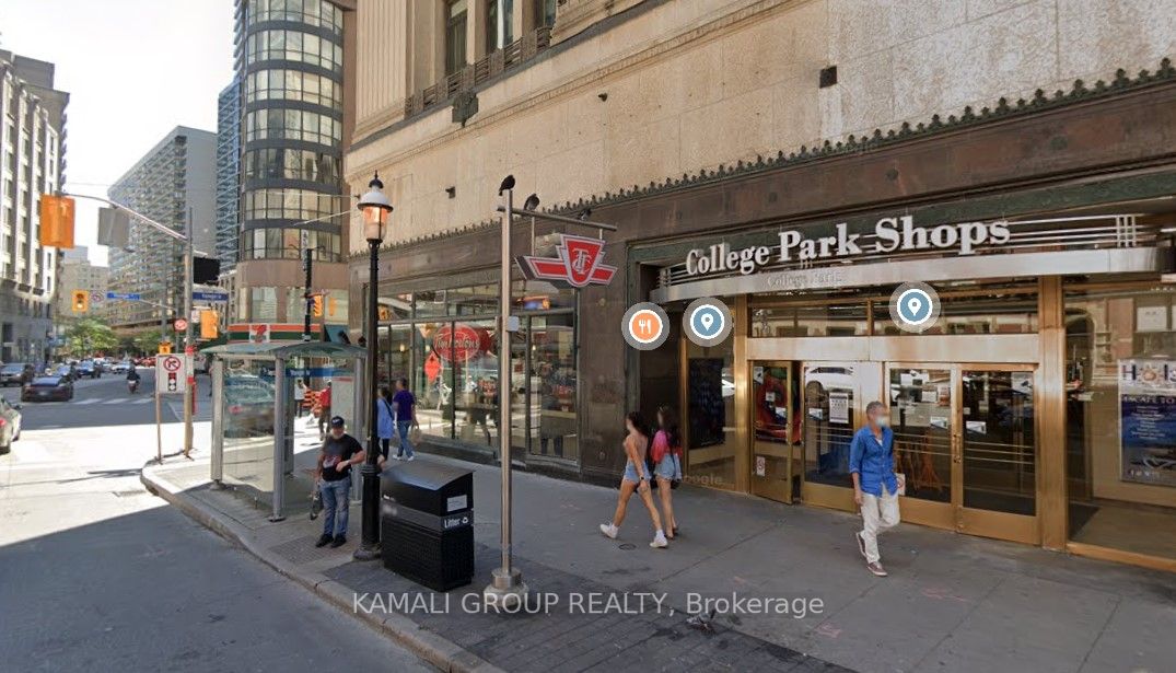 21 Carlton St, #1201