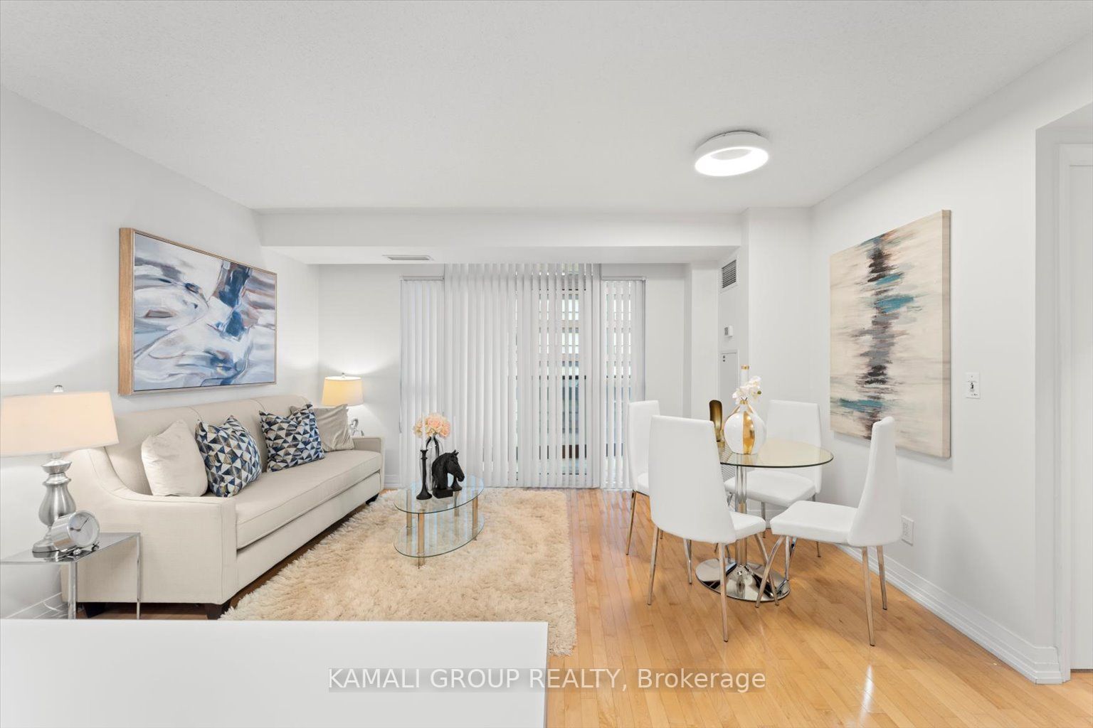 21 Carlton St, #1201