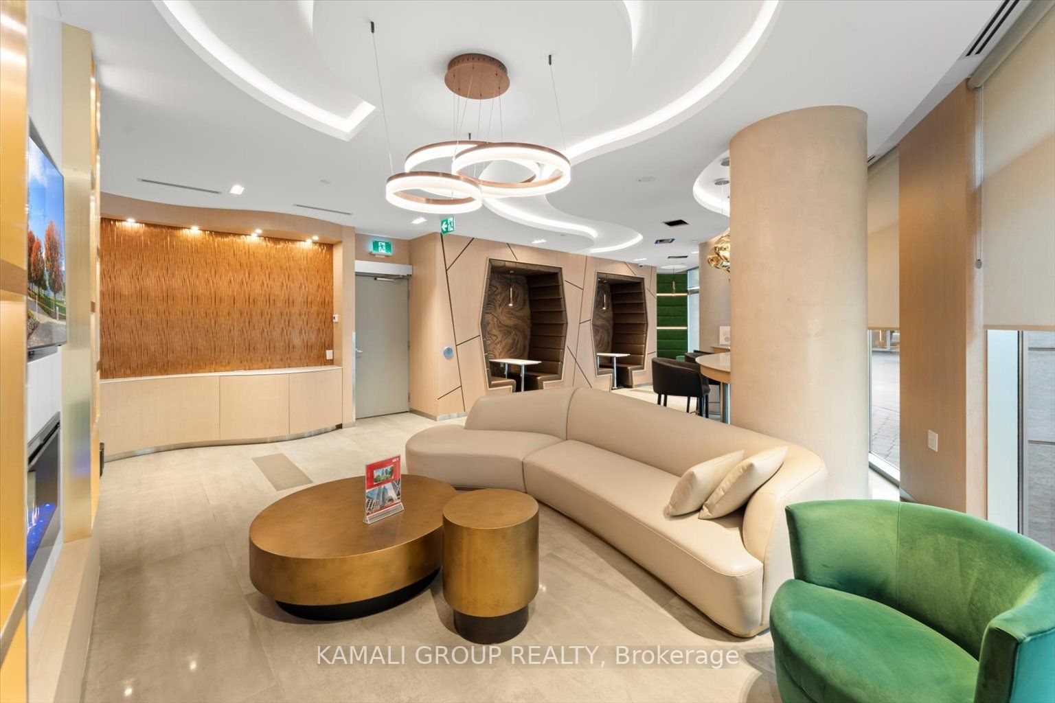 21 Carlton St, #1201