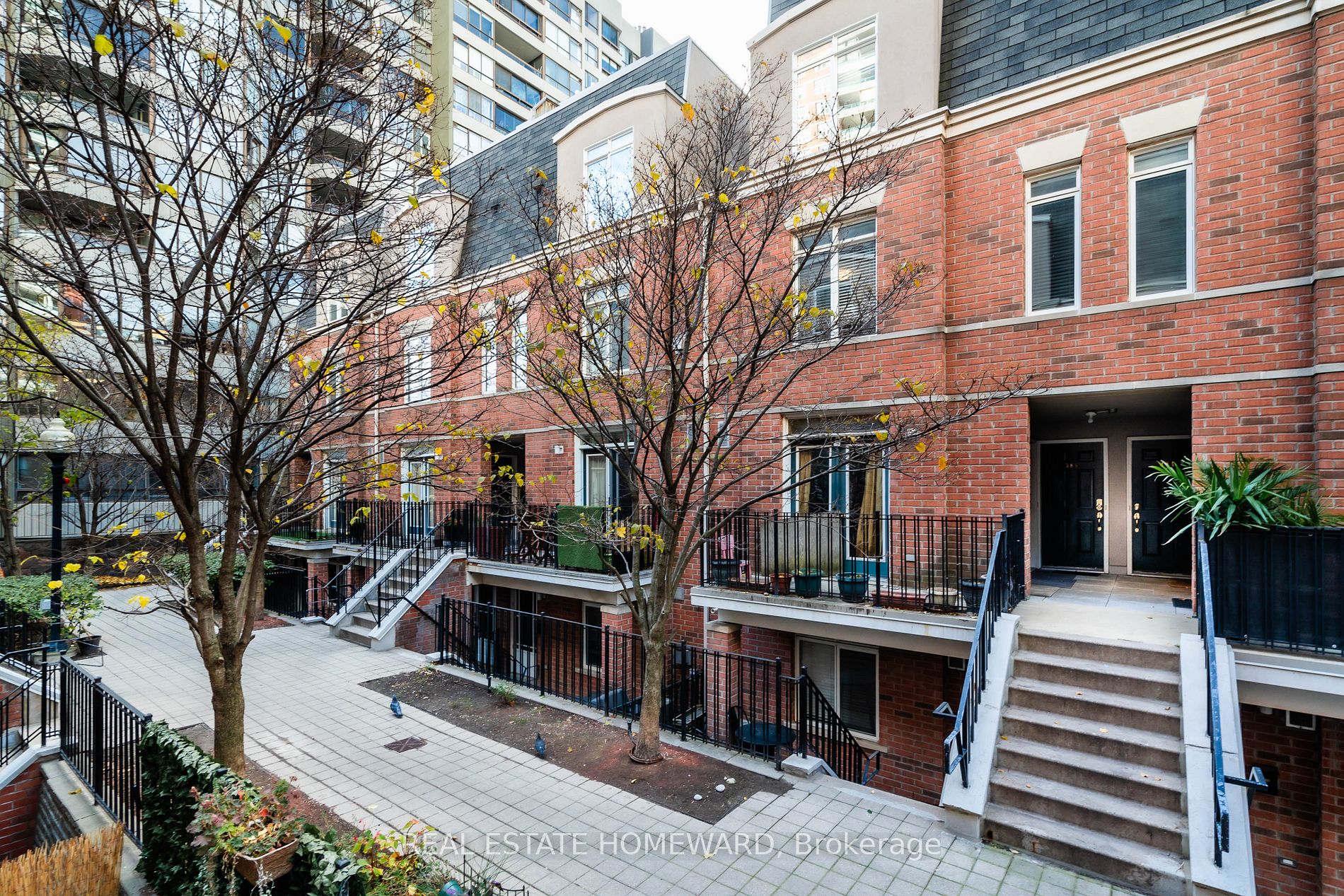 415 Jarvis St, #388