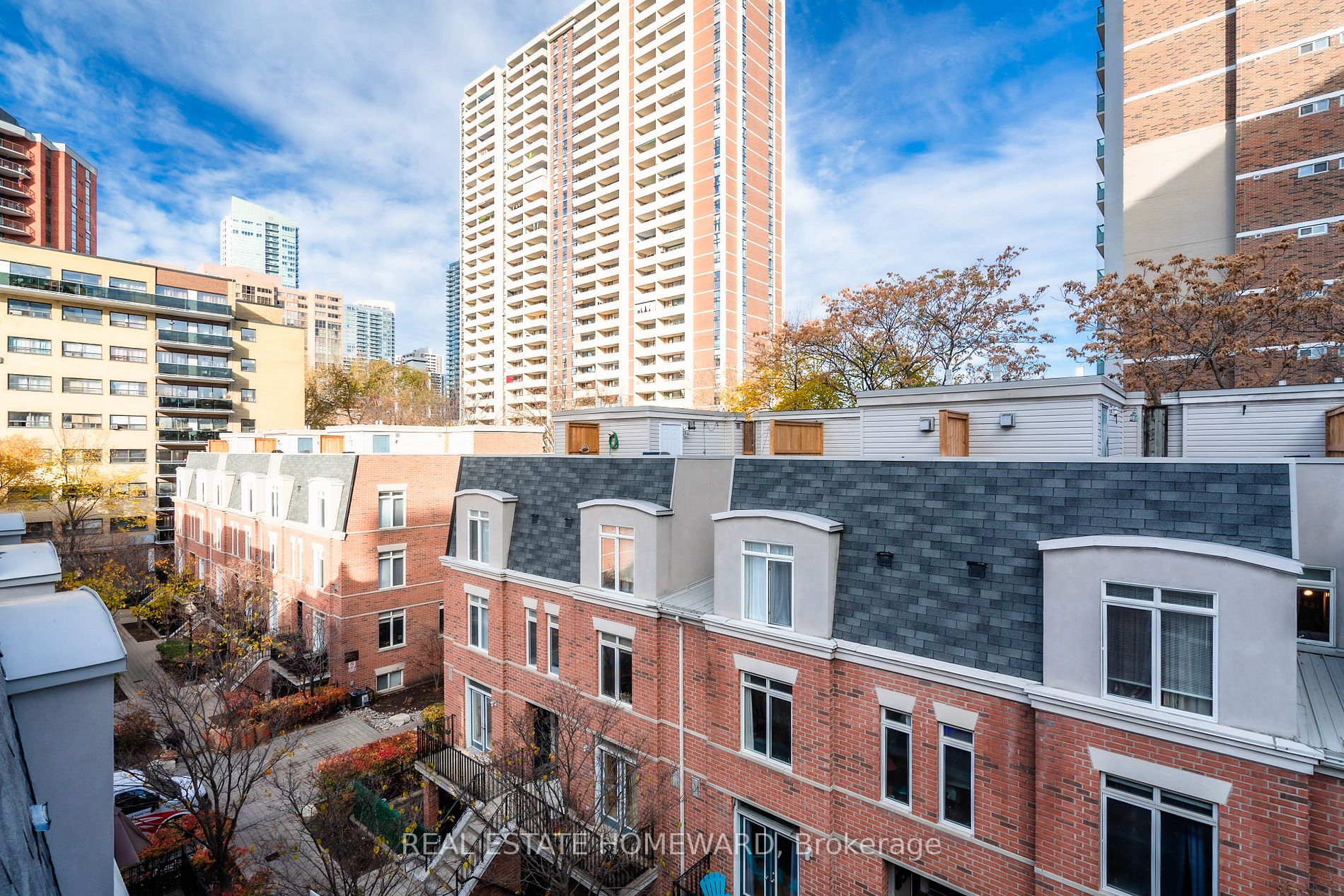 415 Jarvis St, #388