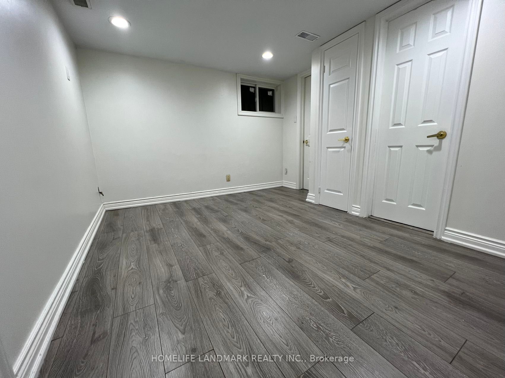 162 Armour Blvd