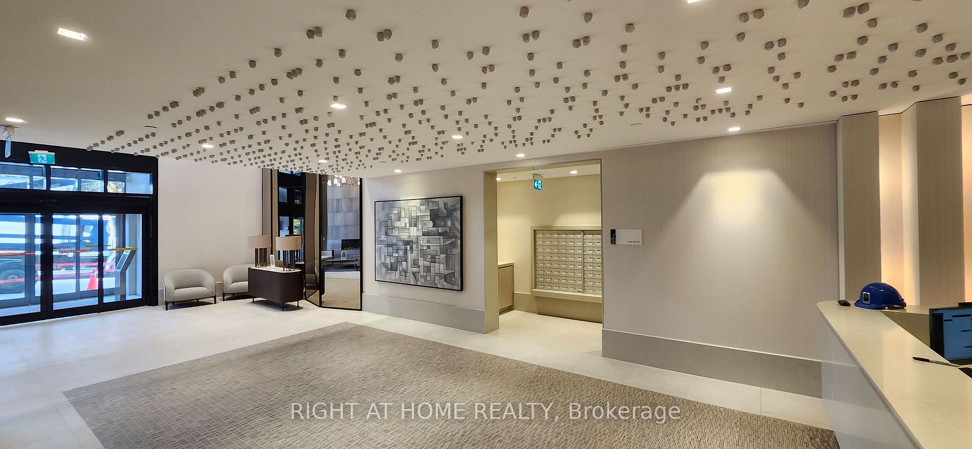 2020 Bathurst St, #338