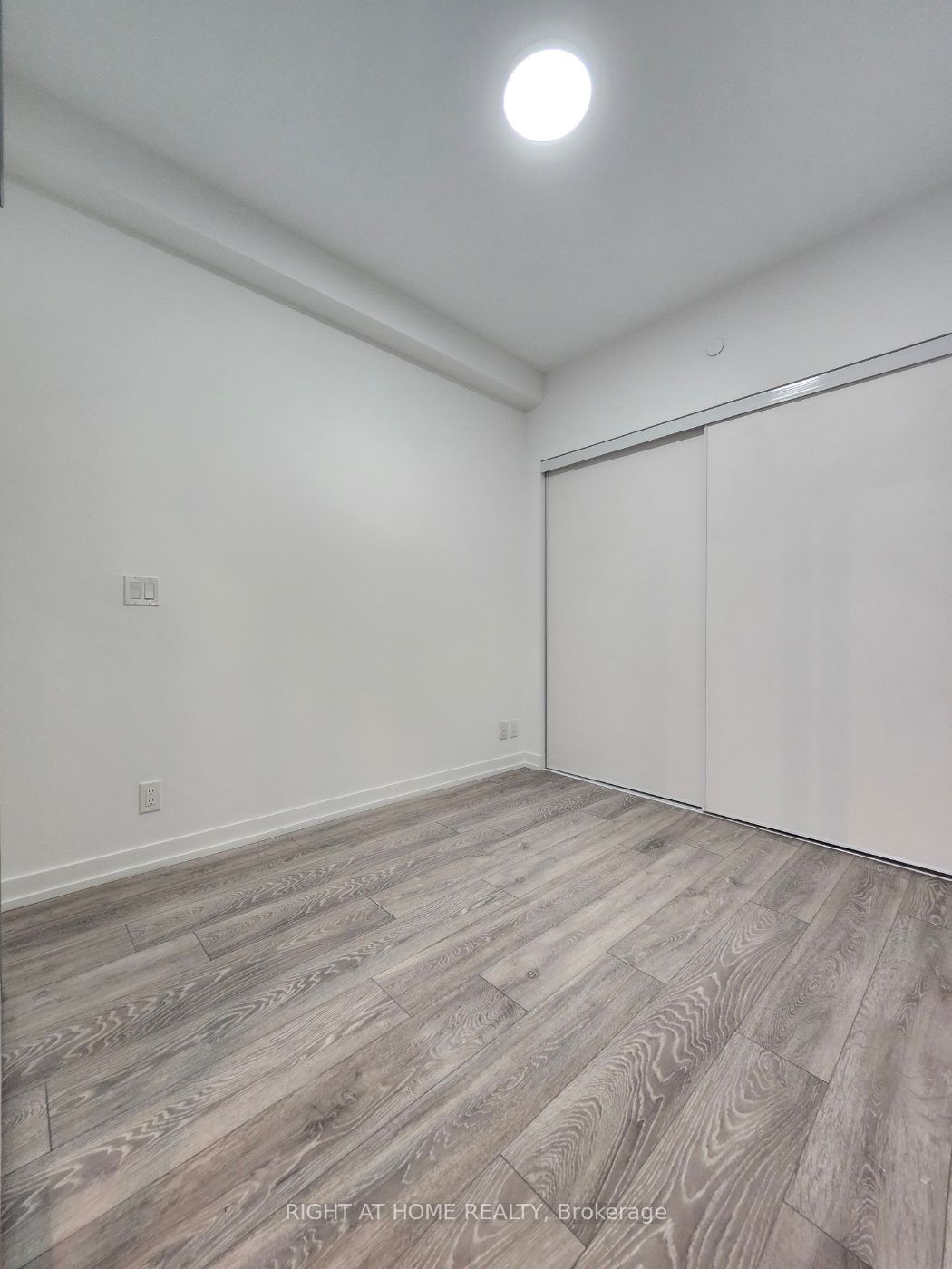 2020 Bathurst St, #338