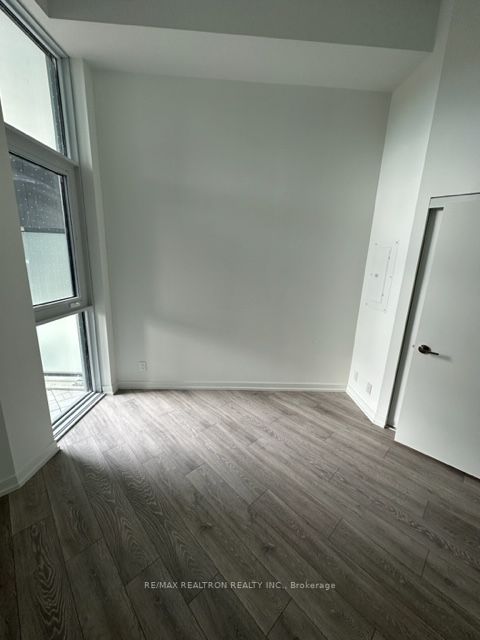 2020 Bathurst St, #225