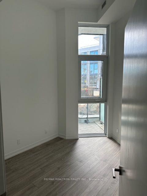 2020 Bathurst St, #225