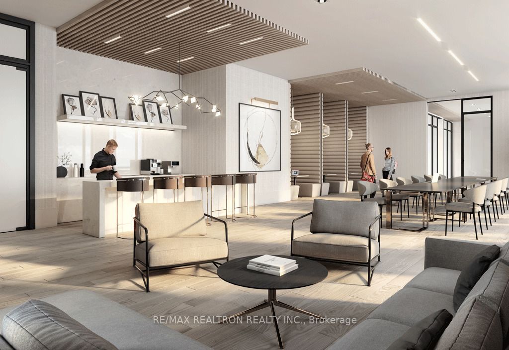 2020 Bathurst St, #225