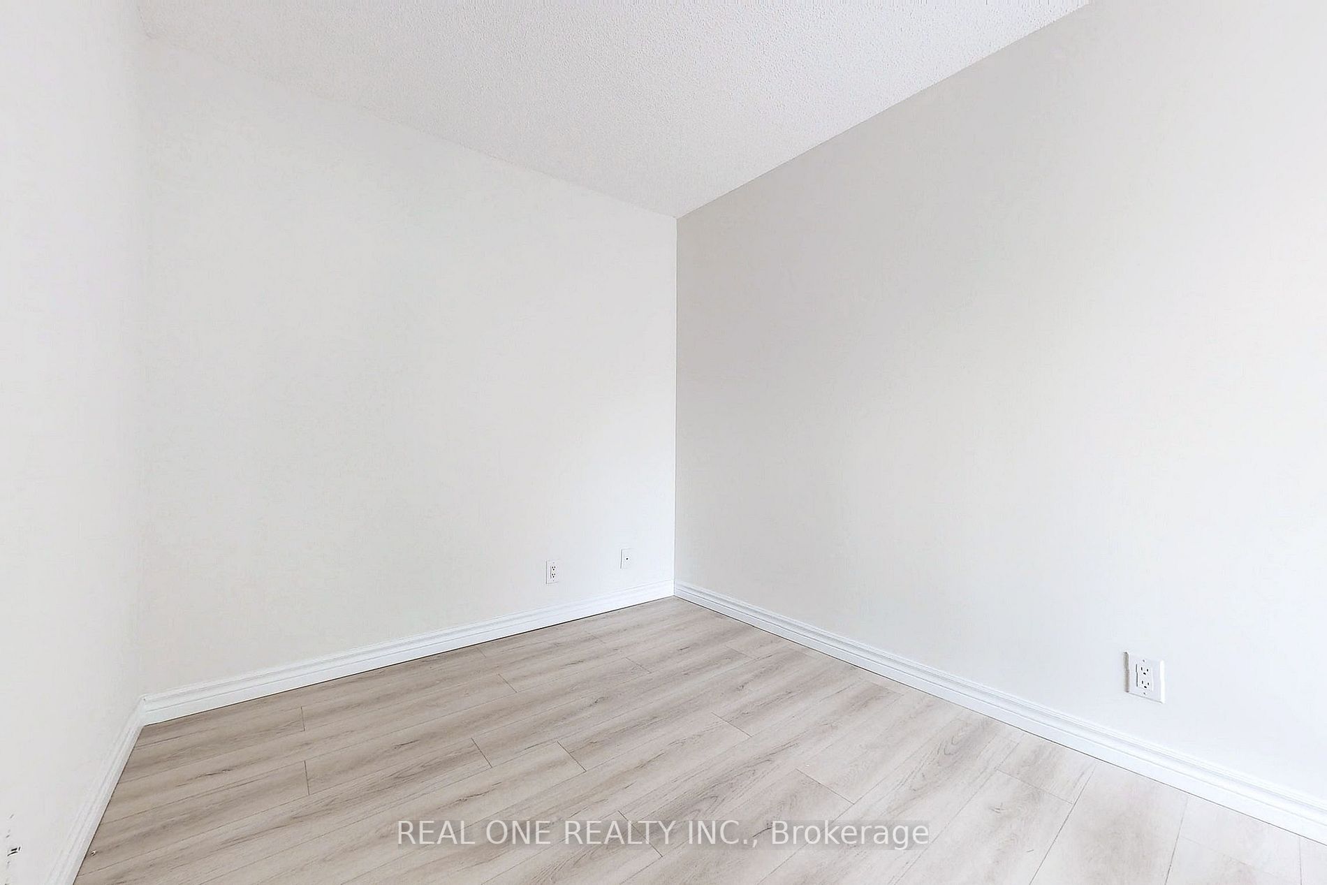 600 Fleet St, #218