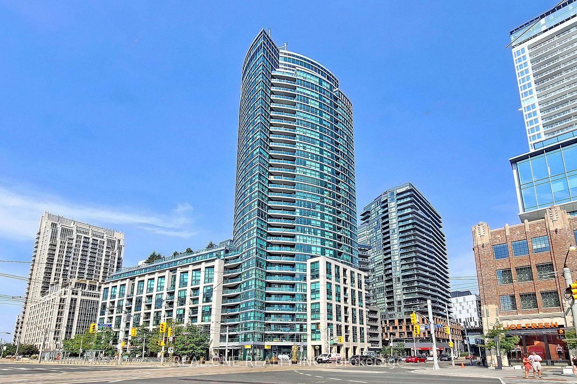 600 Fleet St, #218
