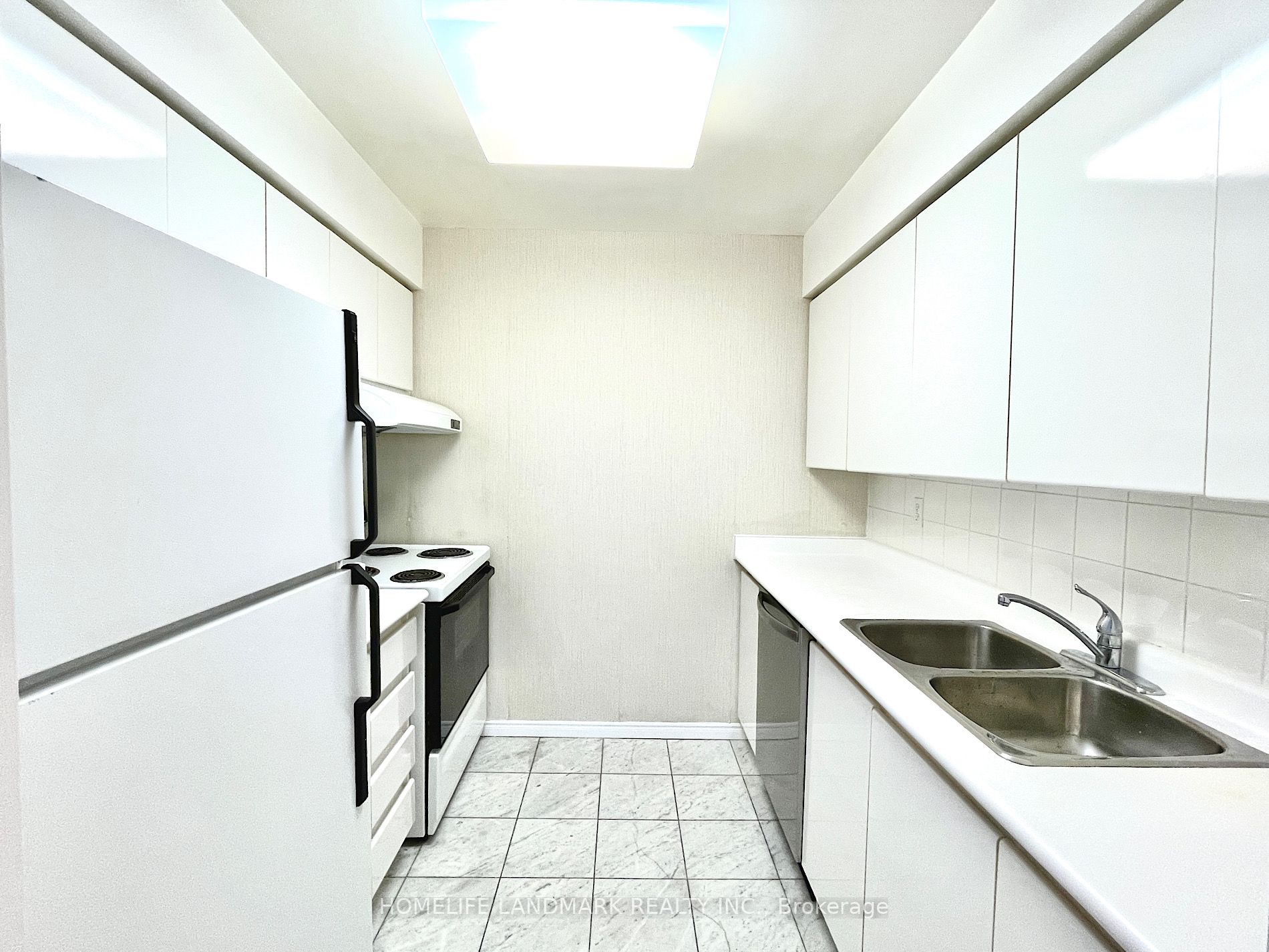 35 Empress Ave, #Ph109
