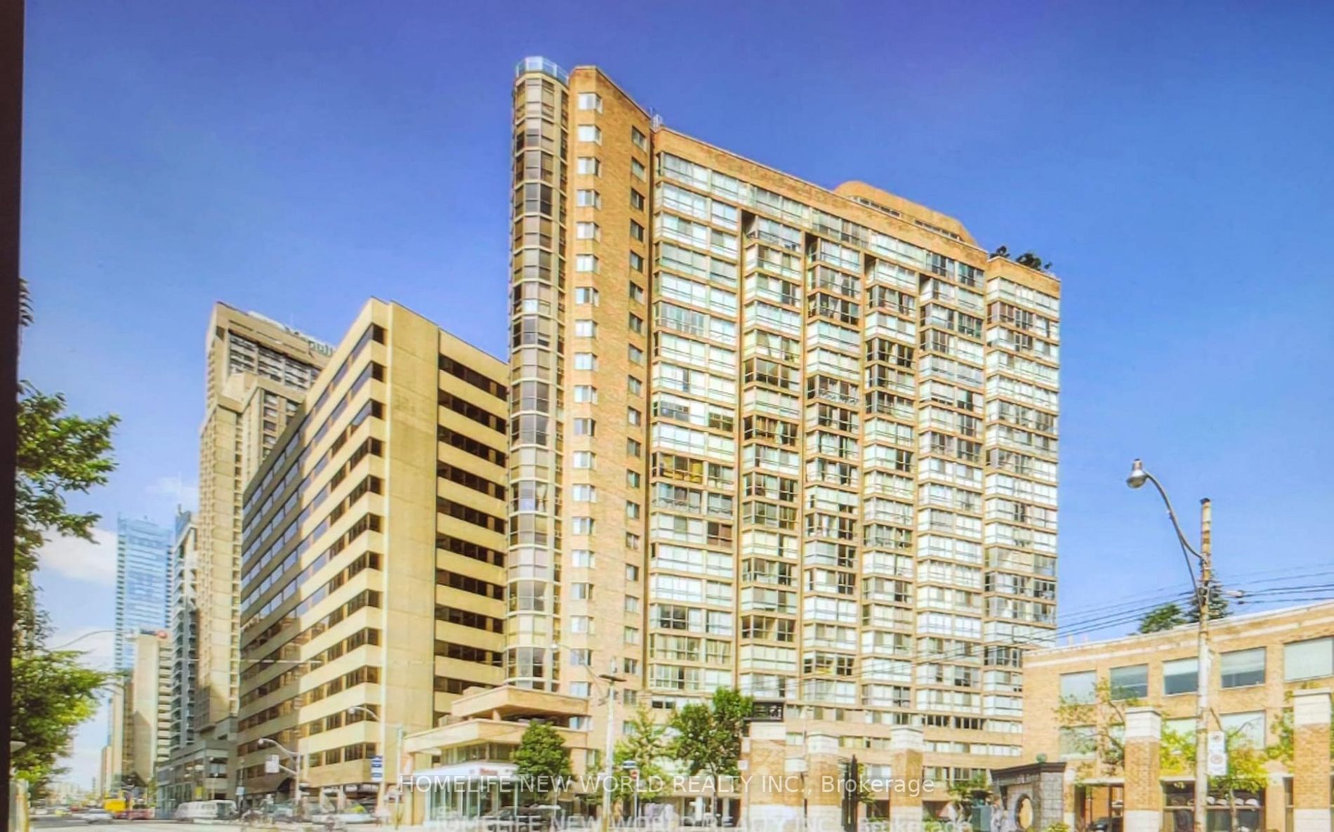 1055 Bay St, #908