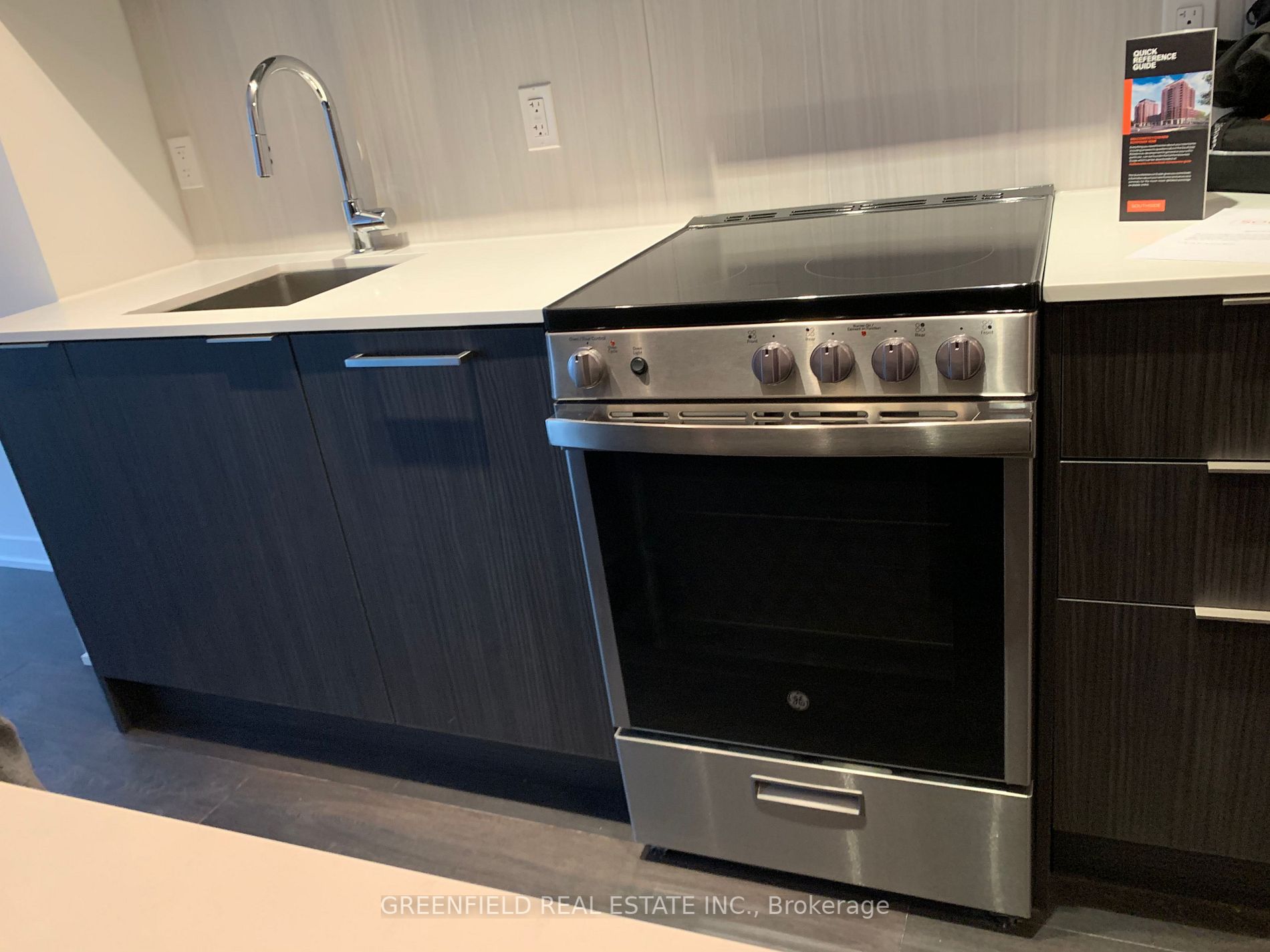 31 Tippett Rd, #1407