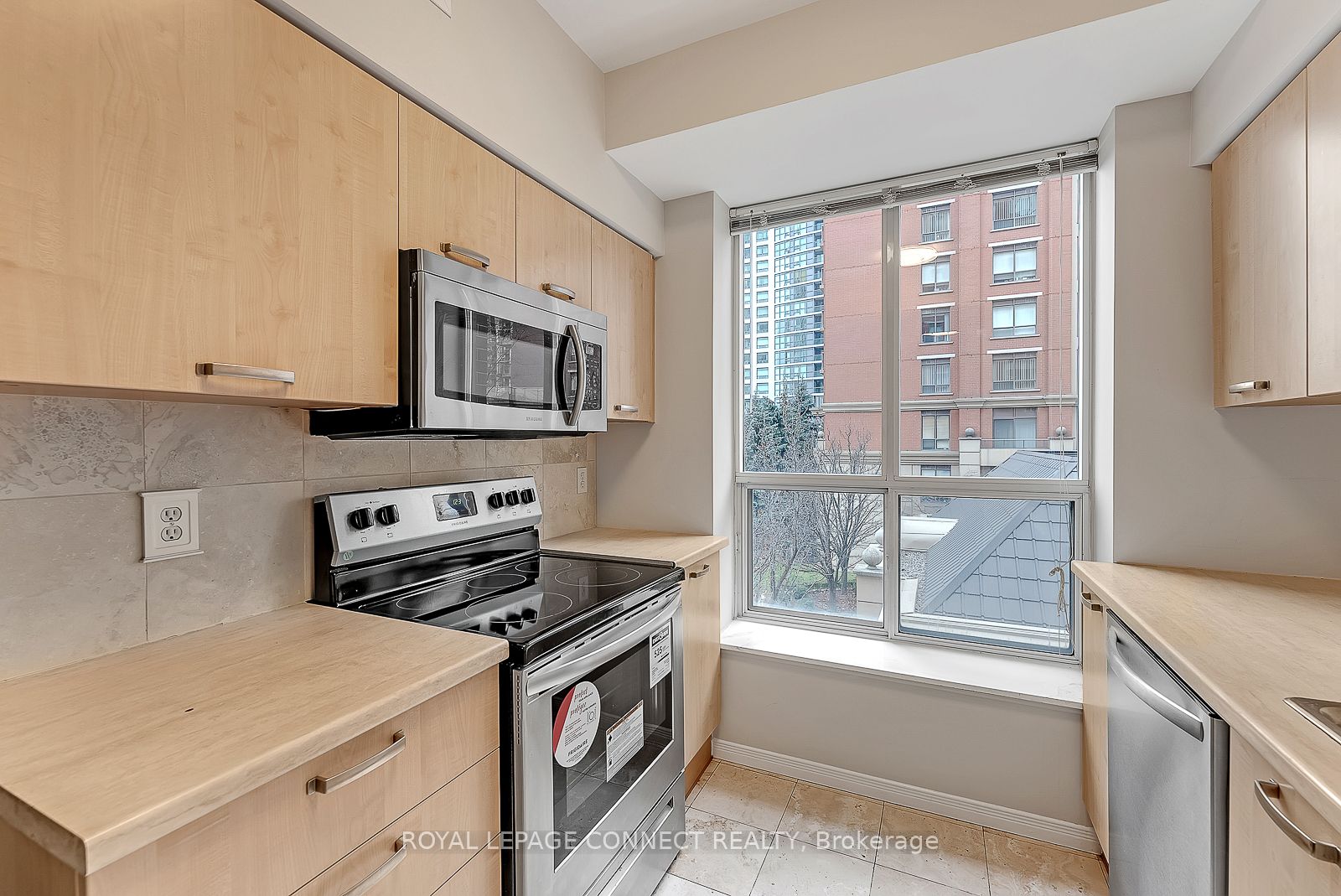 55 Harrison Garden Blvd, #305