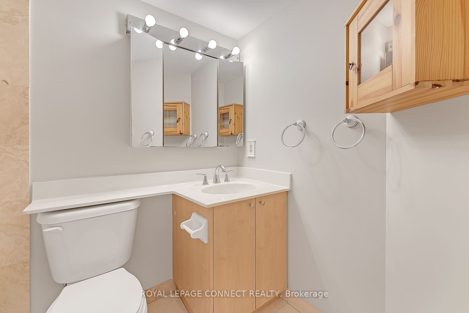 55 Harrison Garden Blvd, #305