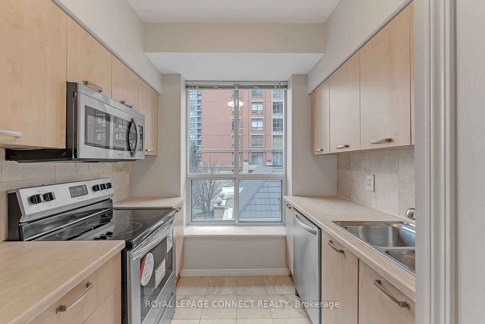 55 Harrison Garden Blvd, #305