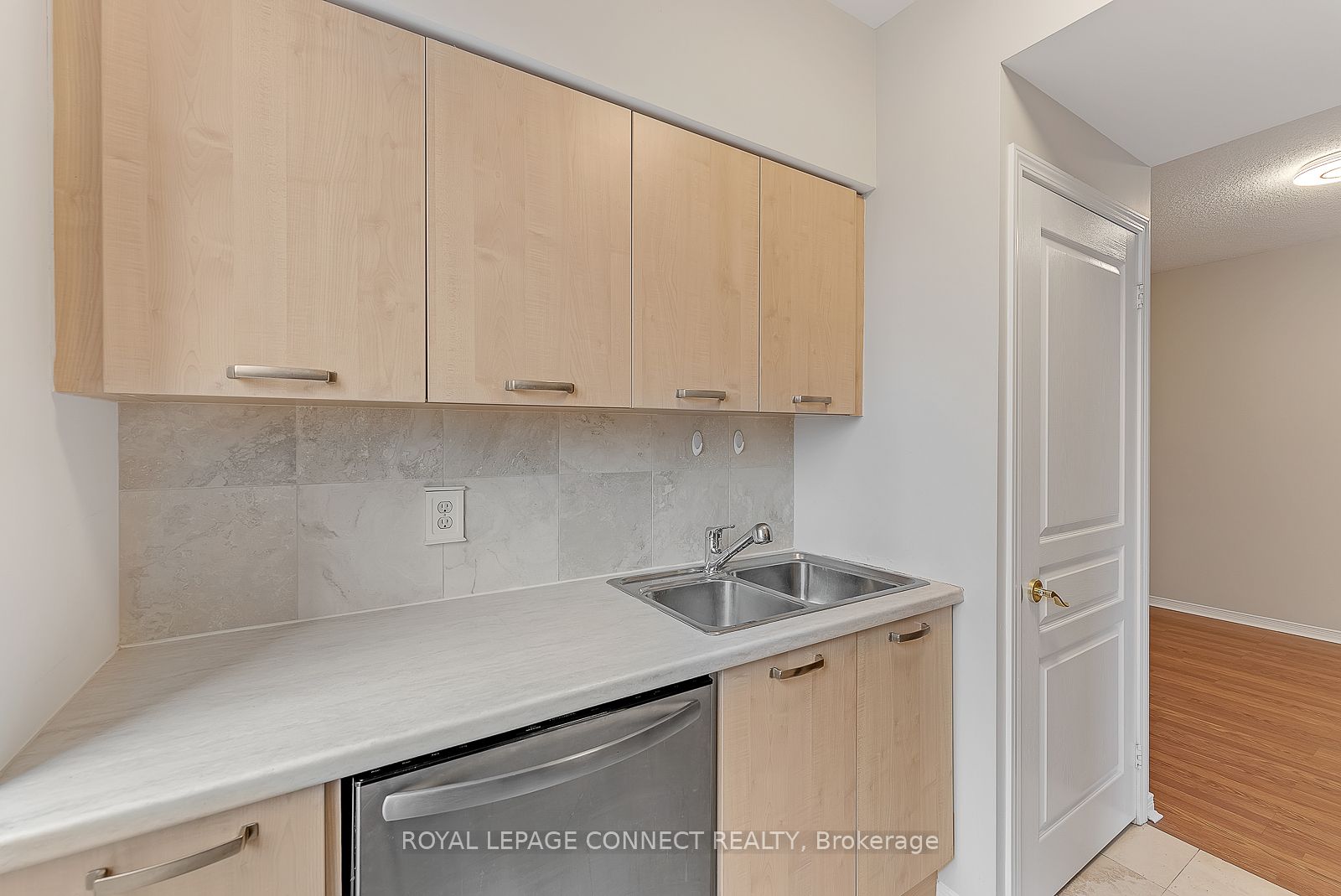 55 Harrison Garden Blvd, #305