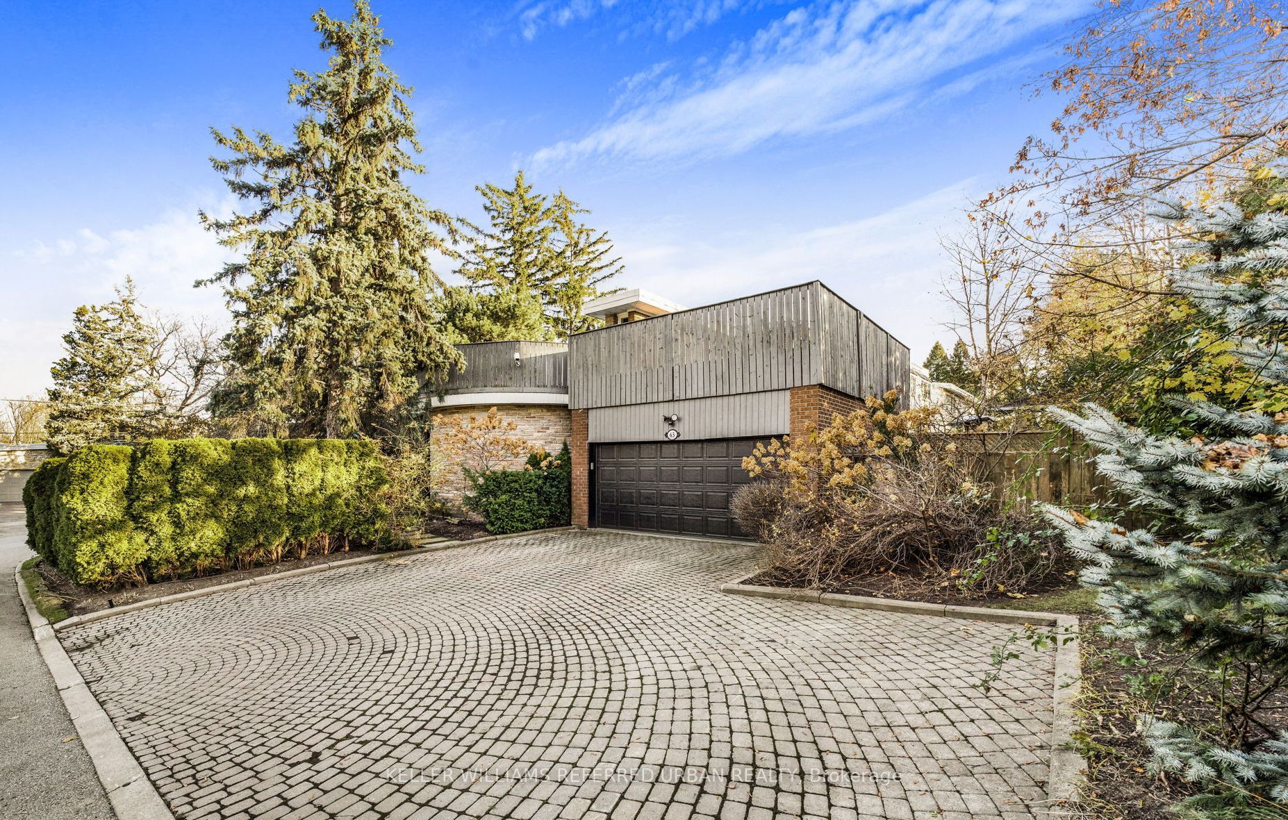 65 Blue Forest Dr