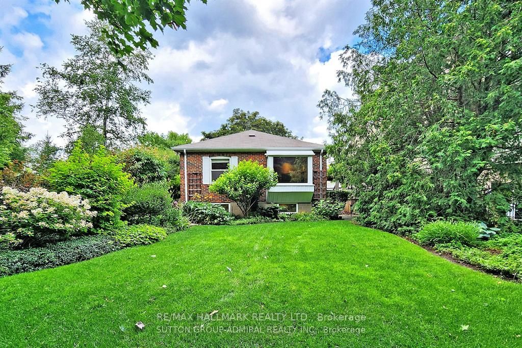 16 Gwendolen Cres