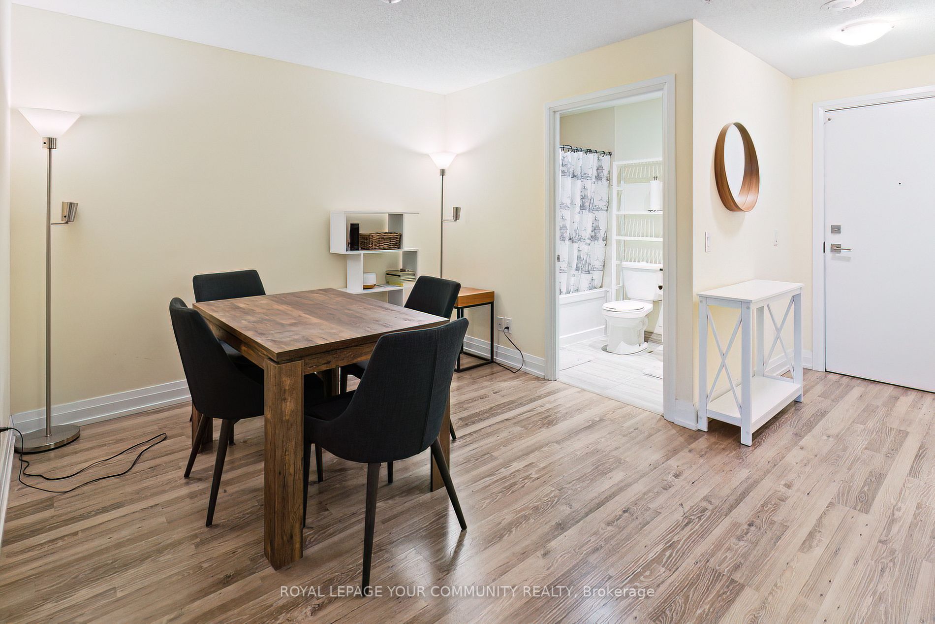 555 Wilson Ave, #E605