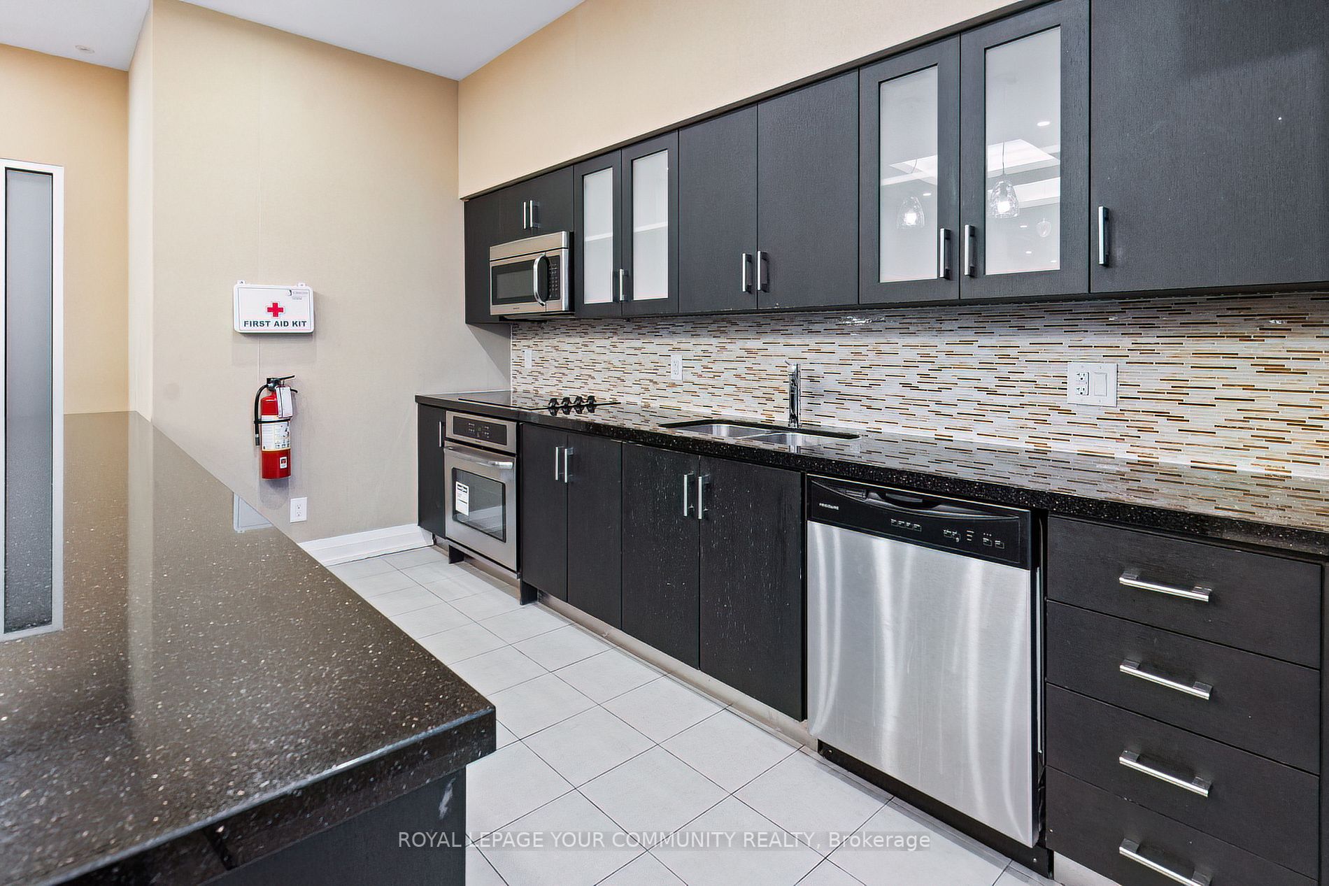 555 Wilson Ave, #E605