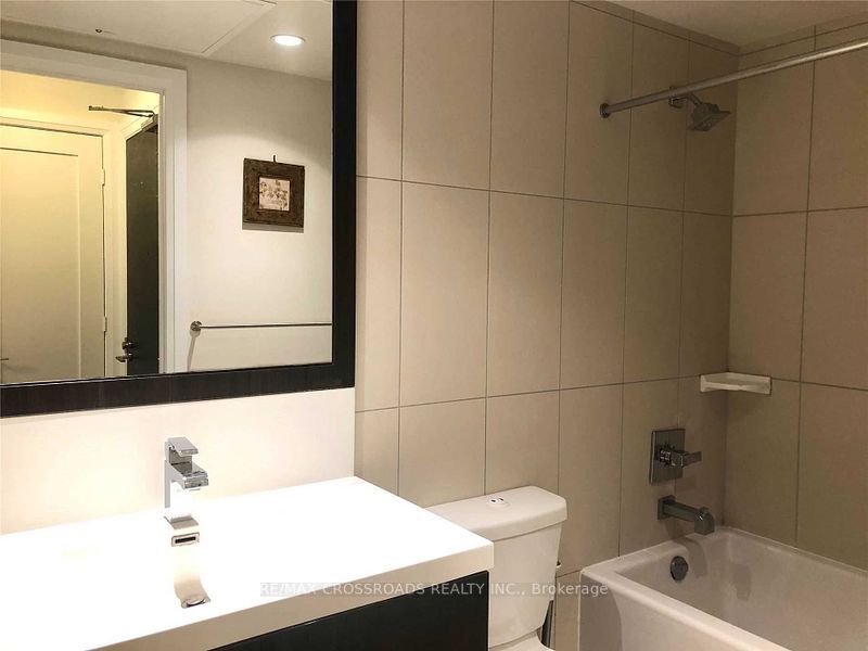 2 Anndale Dr, #601
