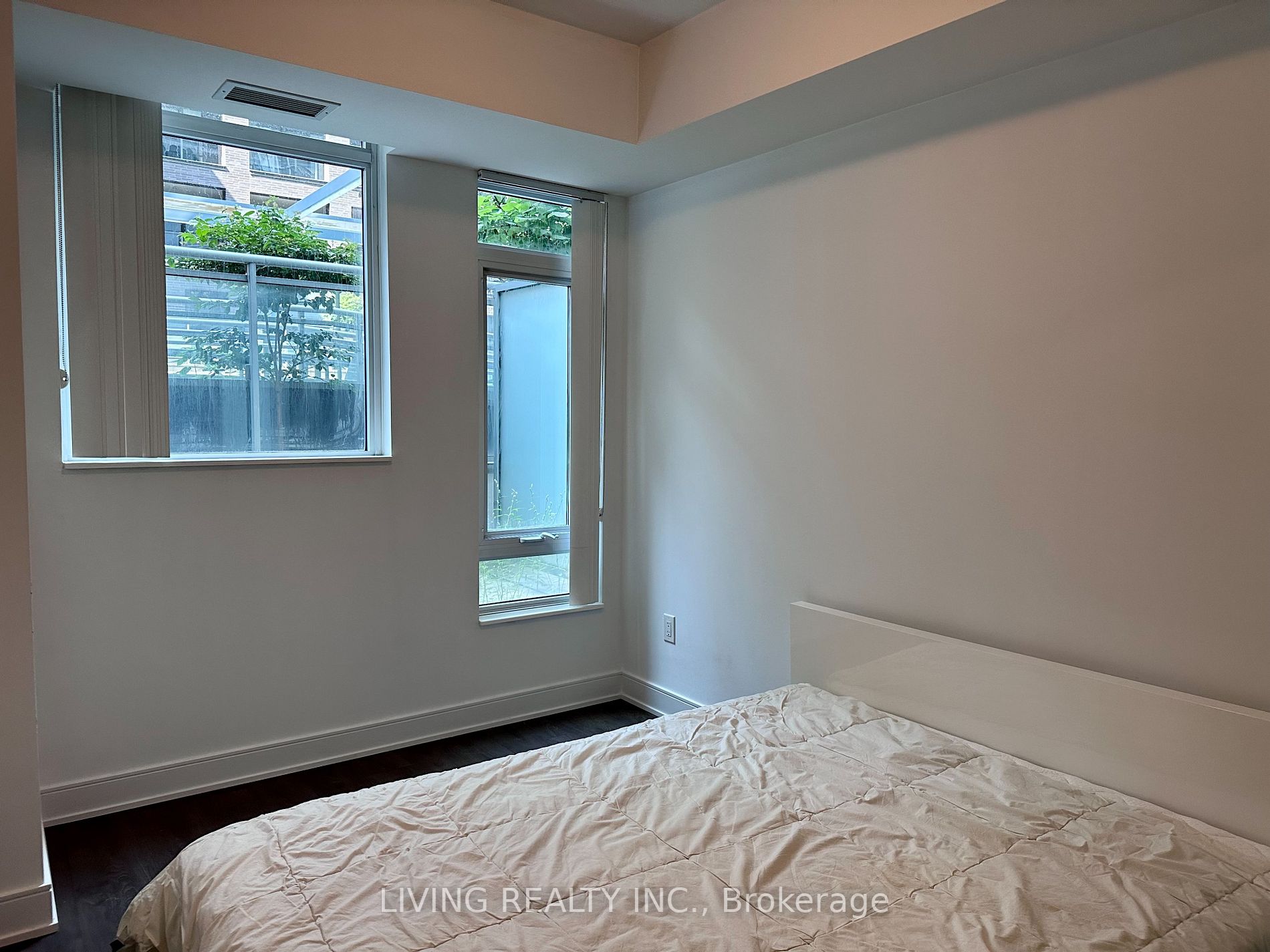 525 Adelaide St W, #232