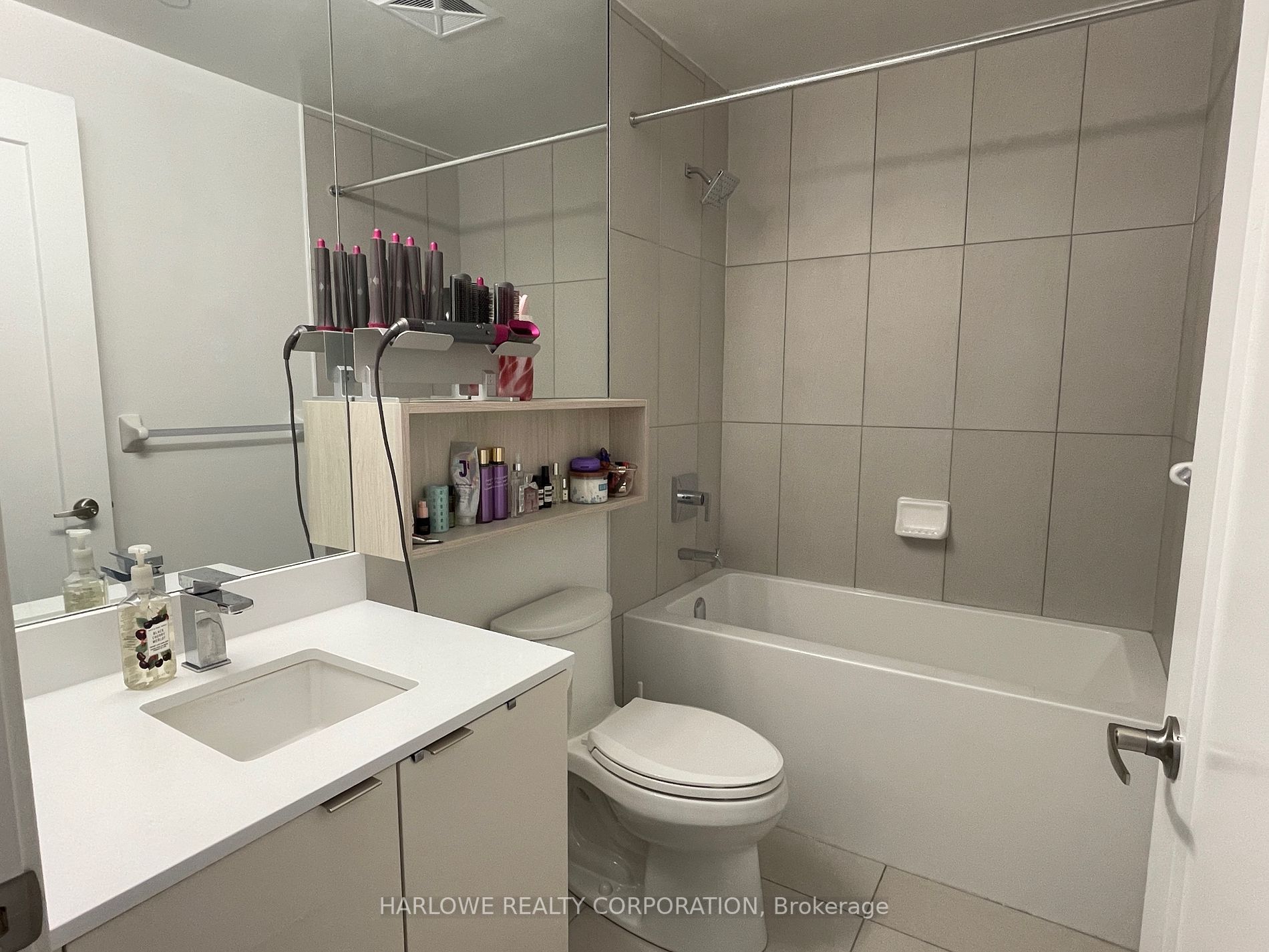121 Lower Sherbourne St, #368 Sw
