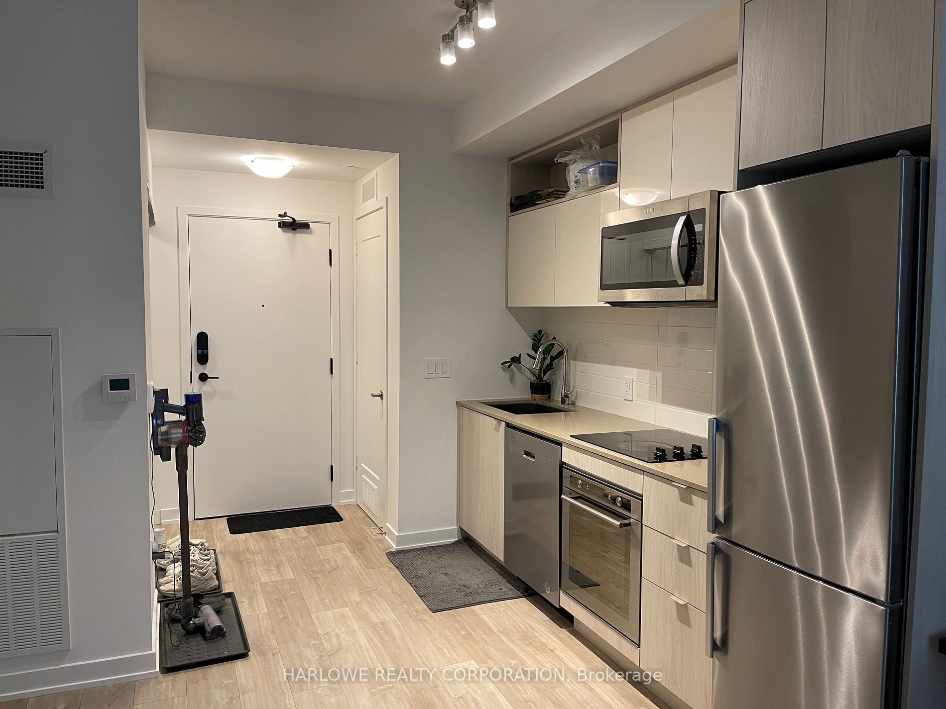 121 Lower Sherbourne St, #368 Sw