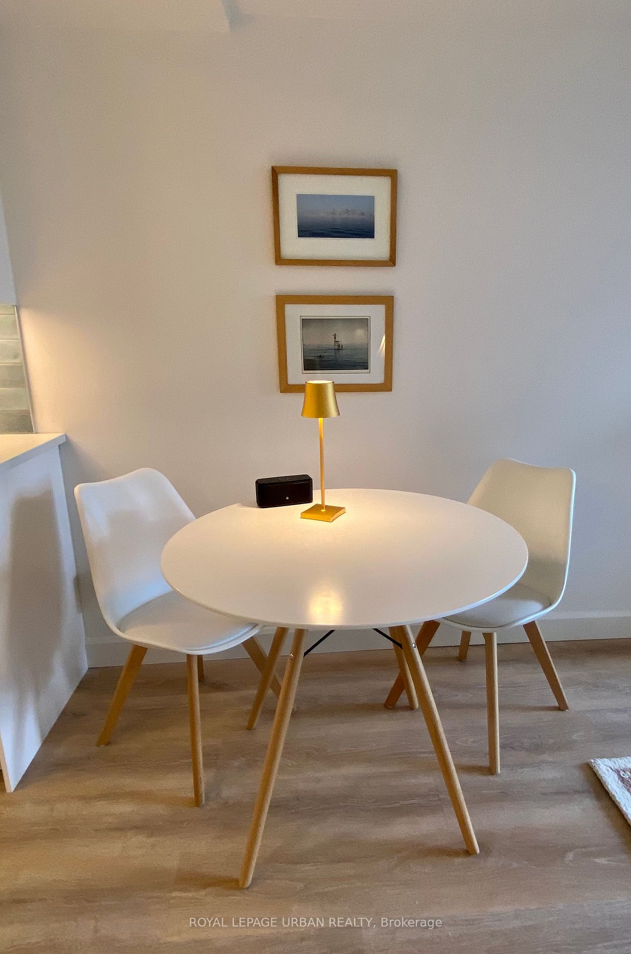 65 Harbour Sq, #1107