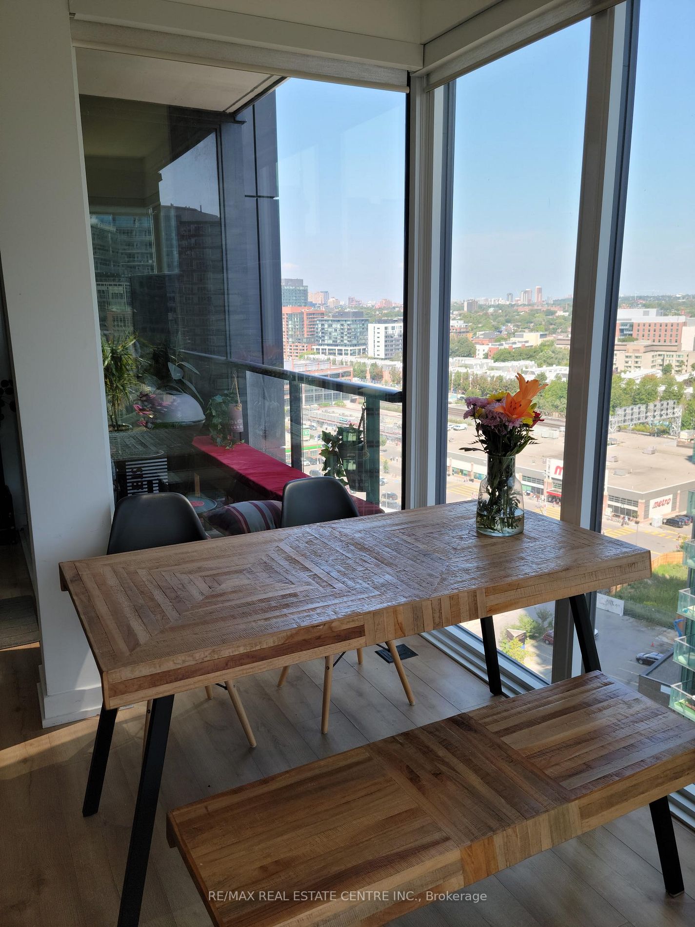 135 East Liberty St, #1410