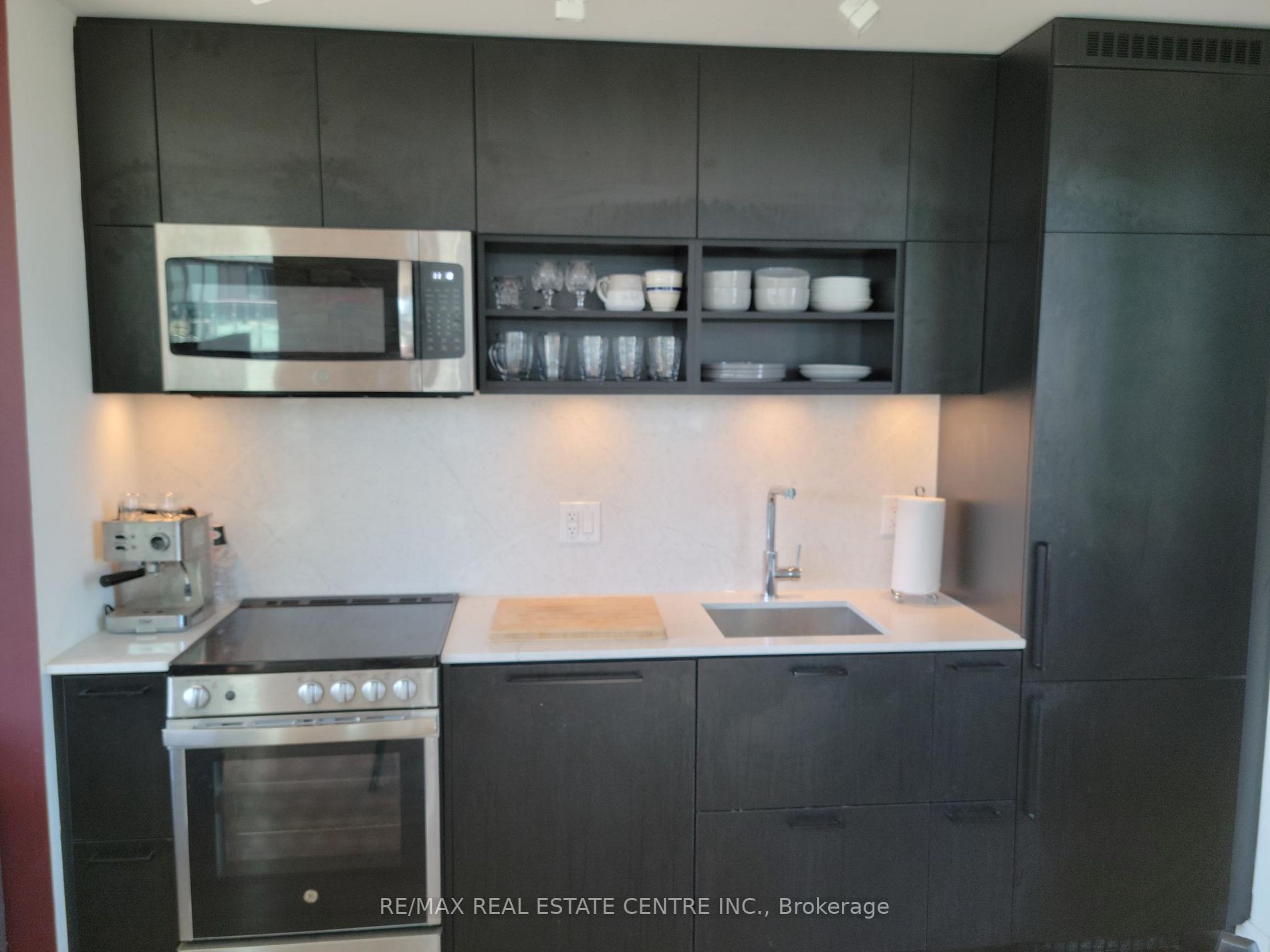 135 East Liberty St, #1410