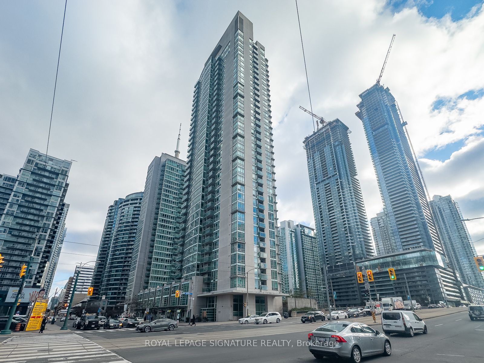 397 Front St W, #3912
