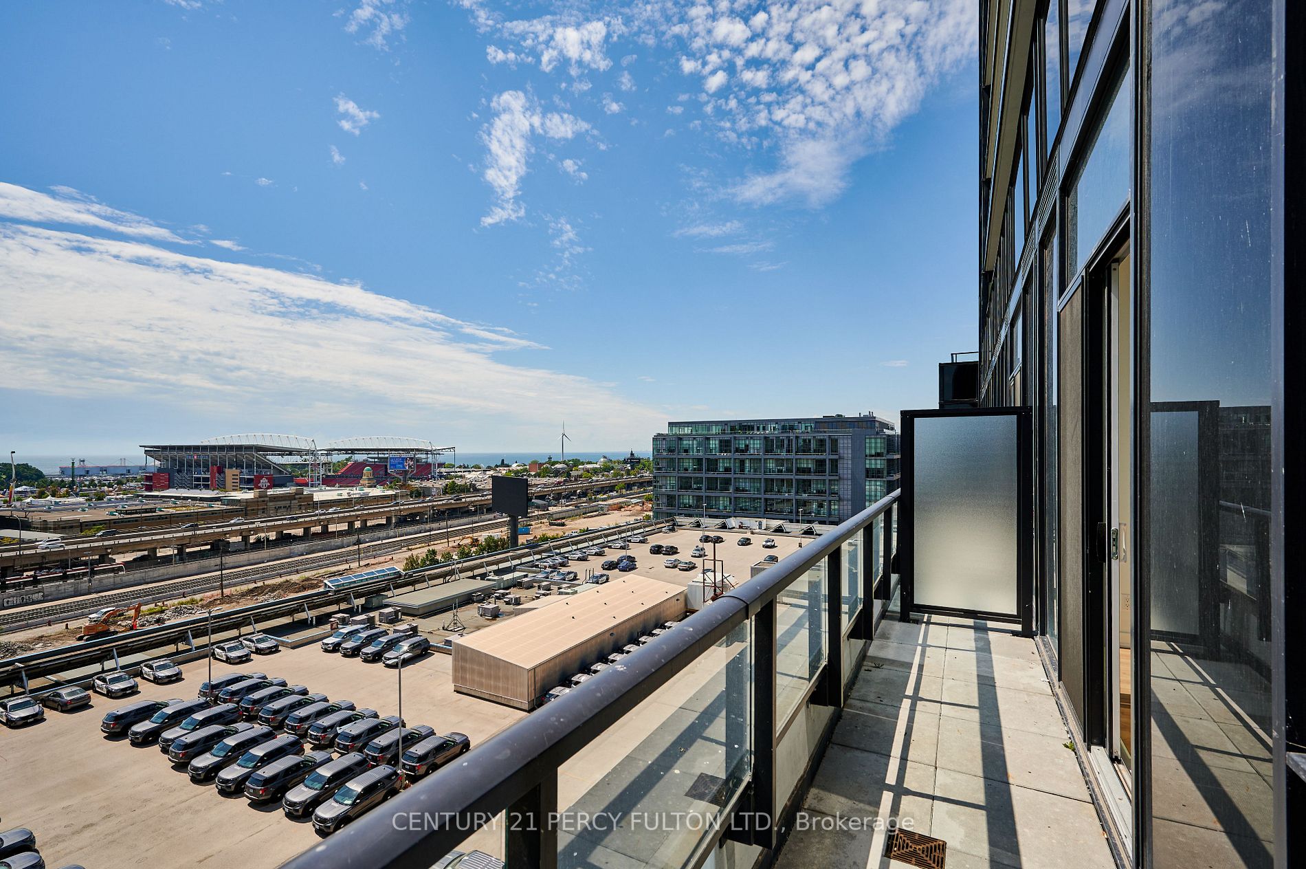 135 East Liberty St, #812