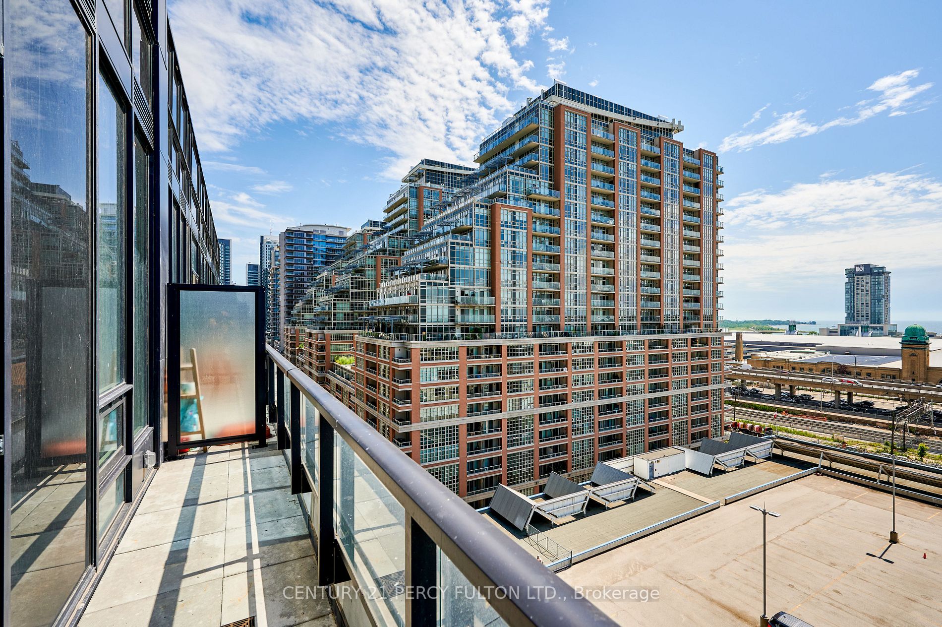 135 East Liberty St, #812