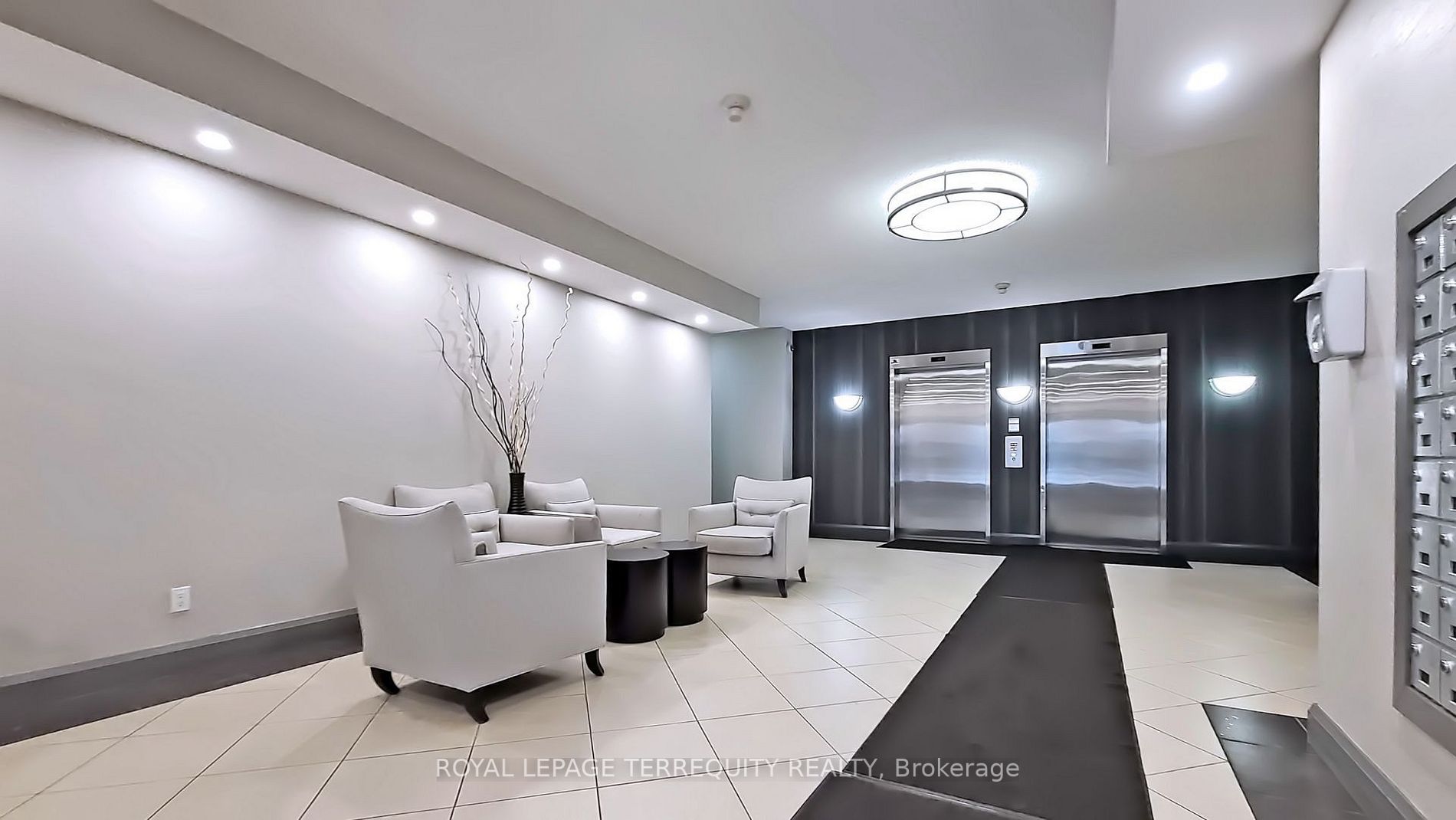 1000 King St W, #615