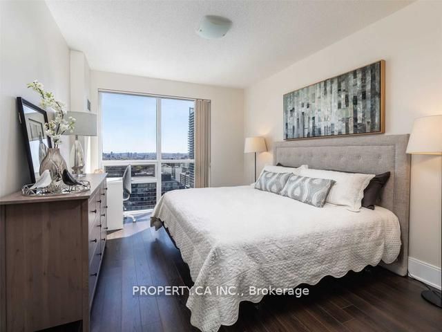 70 Roehampton Ave, #2021