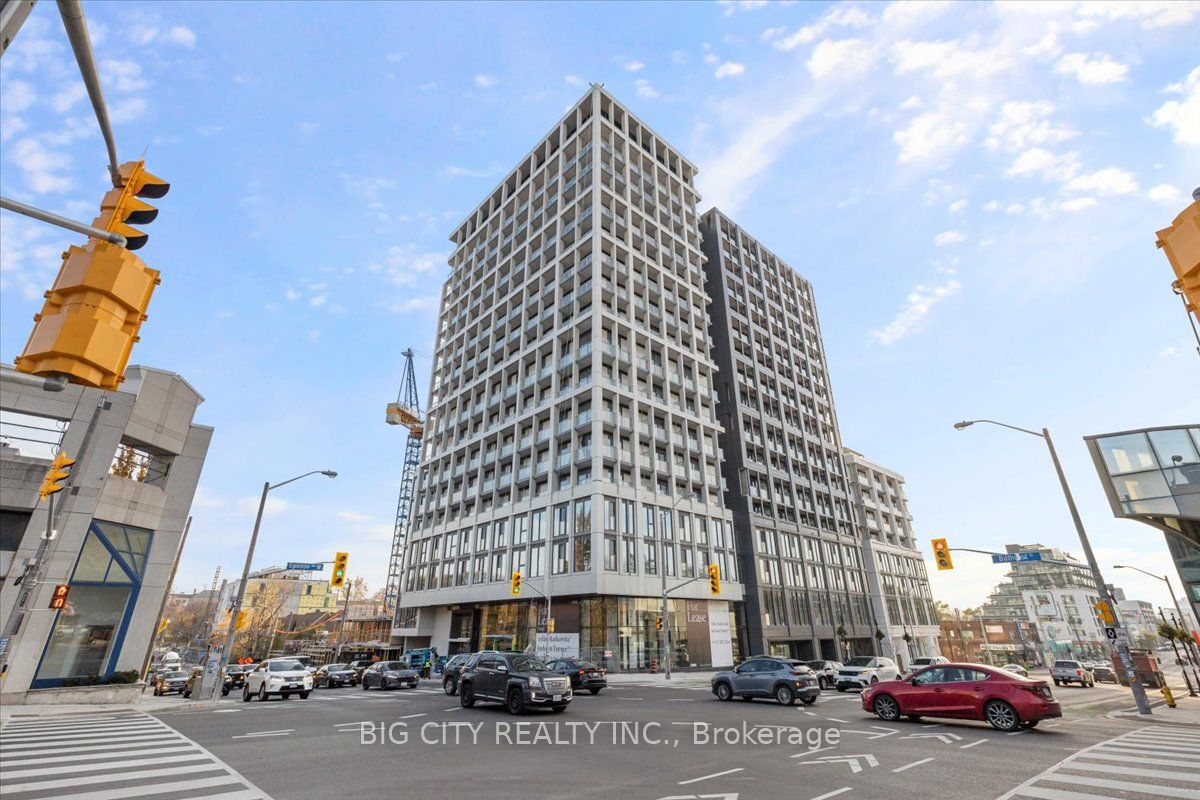 2020 Bathurst St, #219
