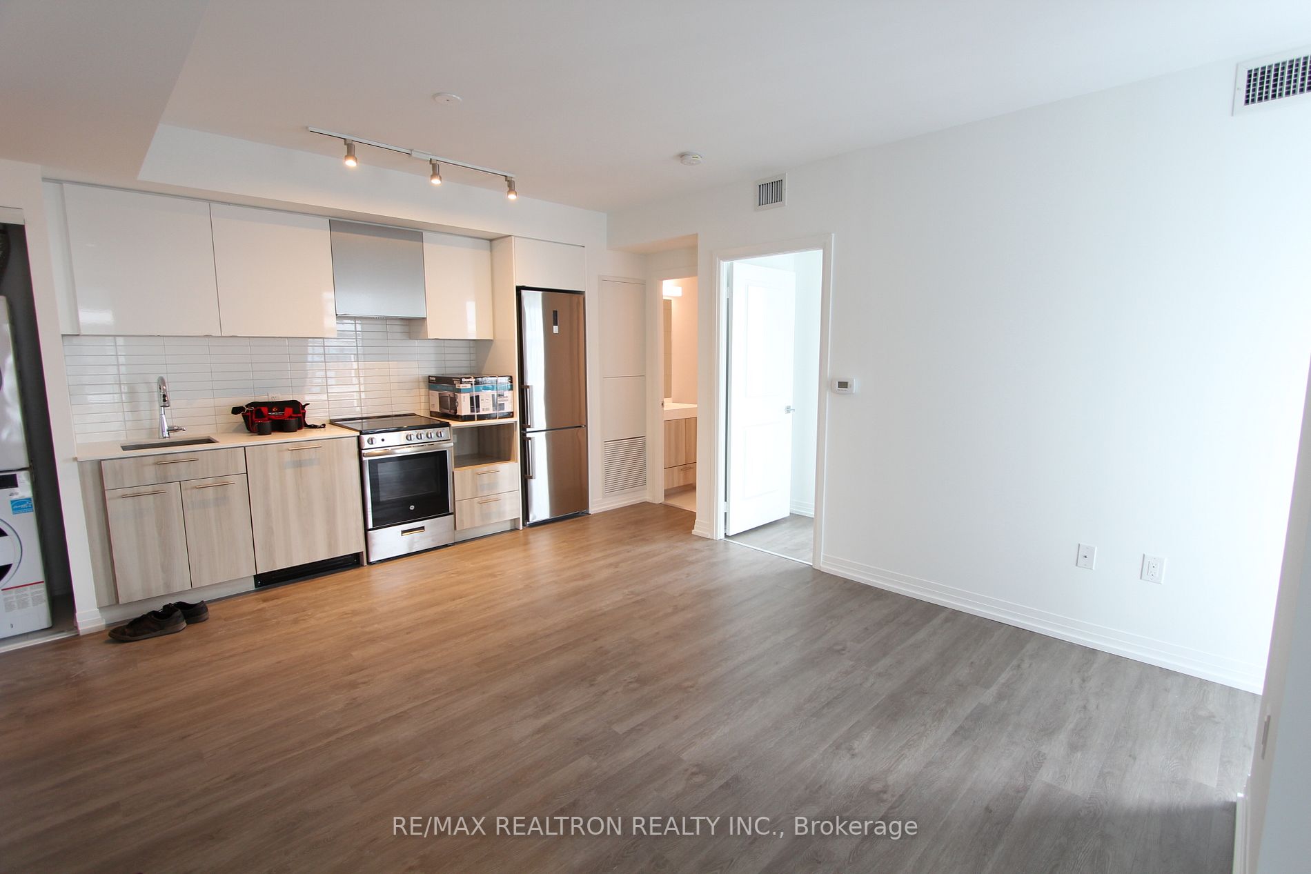 251 Jarvis St, #3303