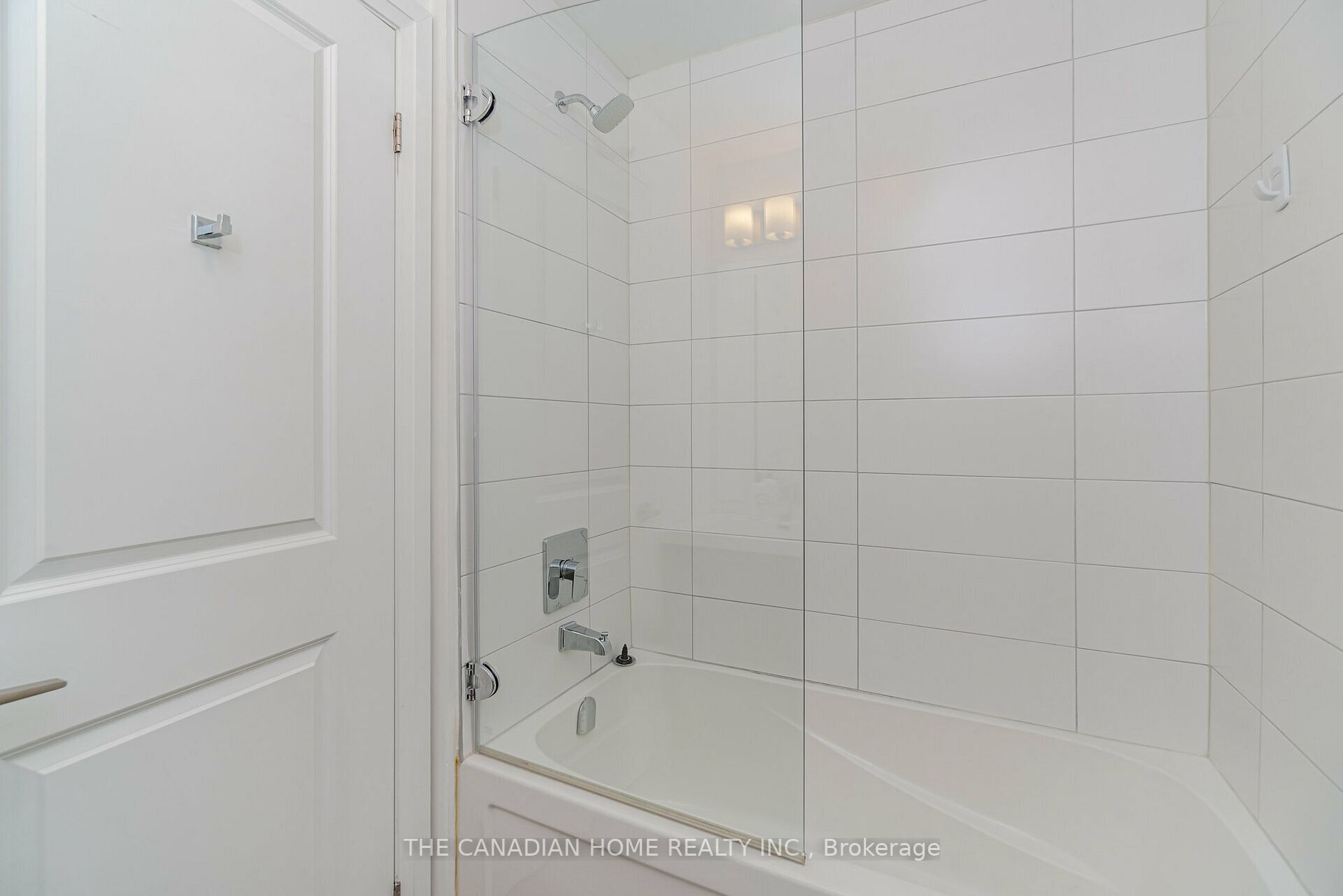 780 Sheppard Ave E, #31
